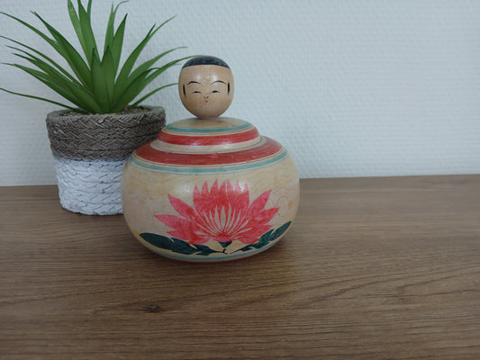 Vintage Ejiko kokeshi by Takahashi Morio (1917-2000)