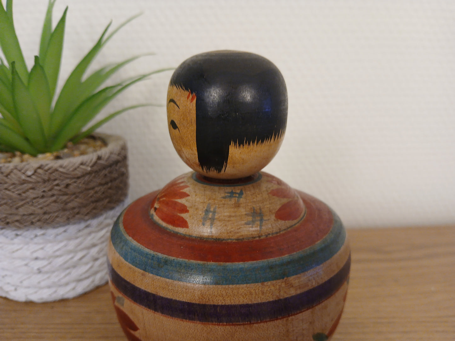 Vintage Ejiko kokeshi by Naoshi Okazaki (1911-1976) - Zaotakayu style