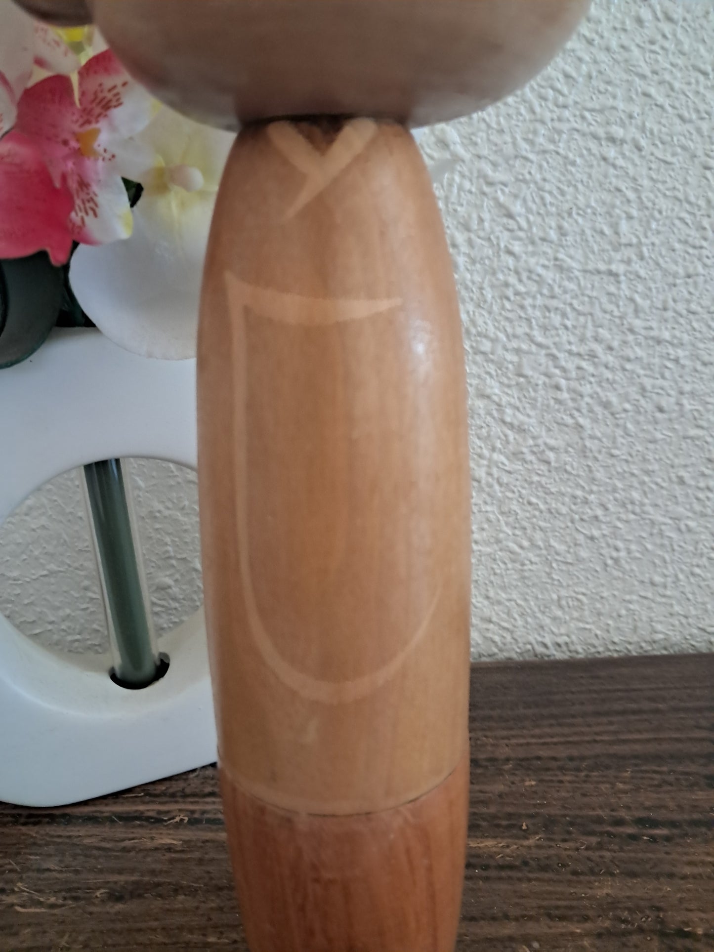 Exclusive Vintage creative Kokeshi by Kano Chiyomatsu (1935-)- 29cm