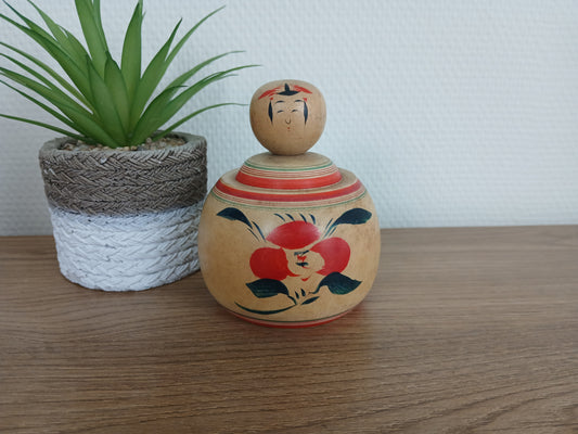 Vintage Ejiko kokeshi from the Naruko strain by Sato Mitsuko