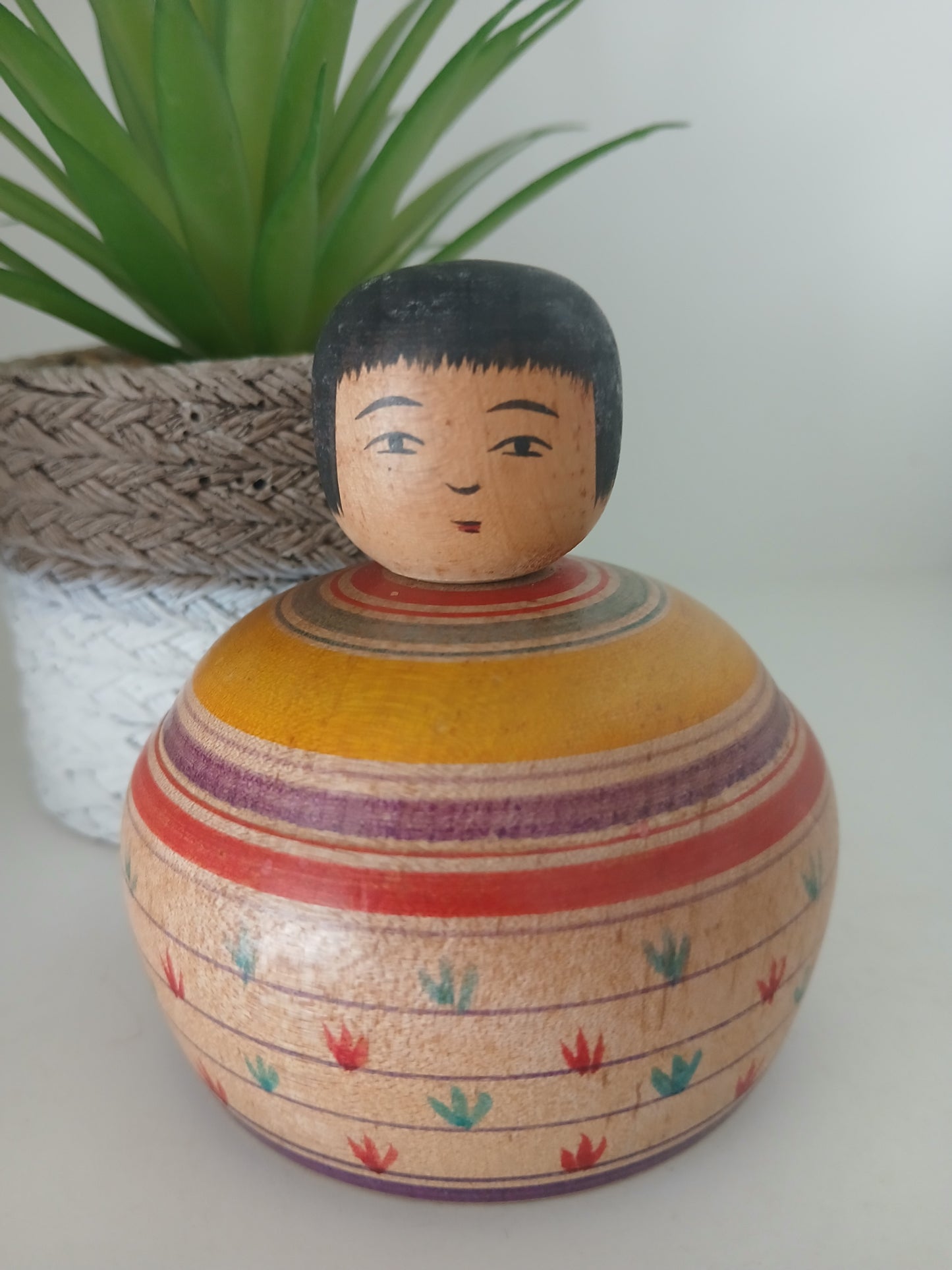 Vintage Ejiko kokeshi from the Tsugaru strain