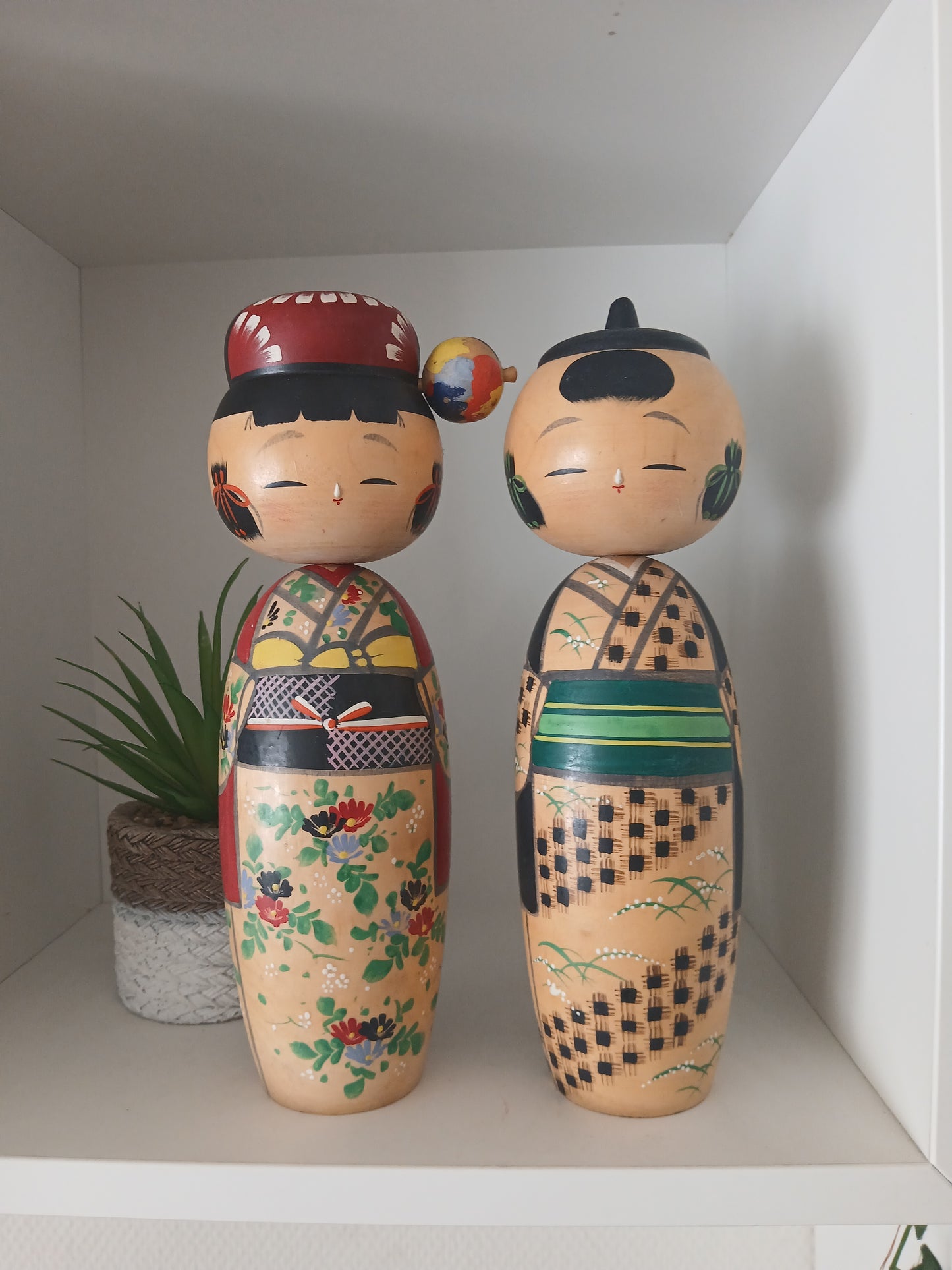 Vintage set of Donko kokeshi