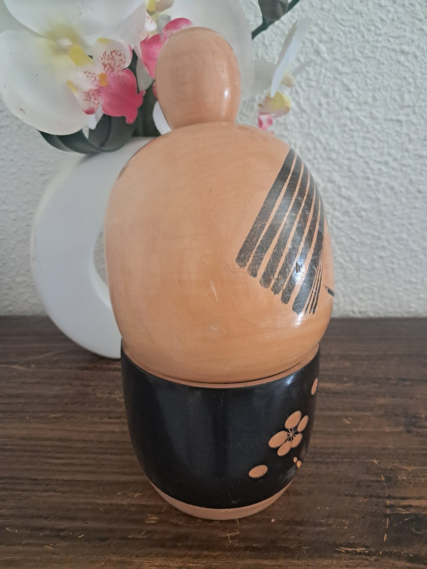 Vintage Sosaku kokeshi by Sato Suigai (1920-)