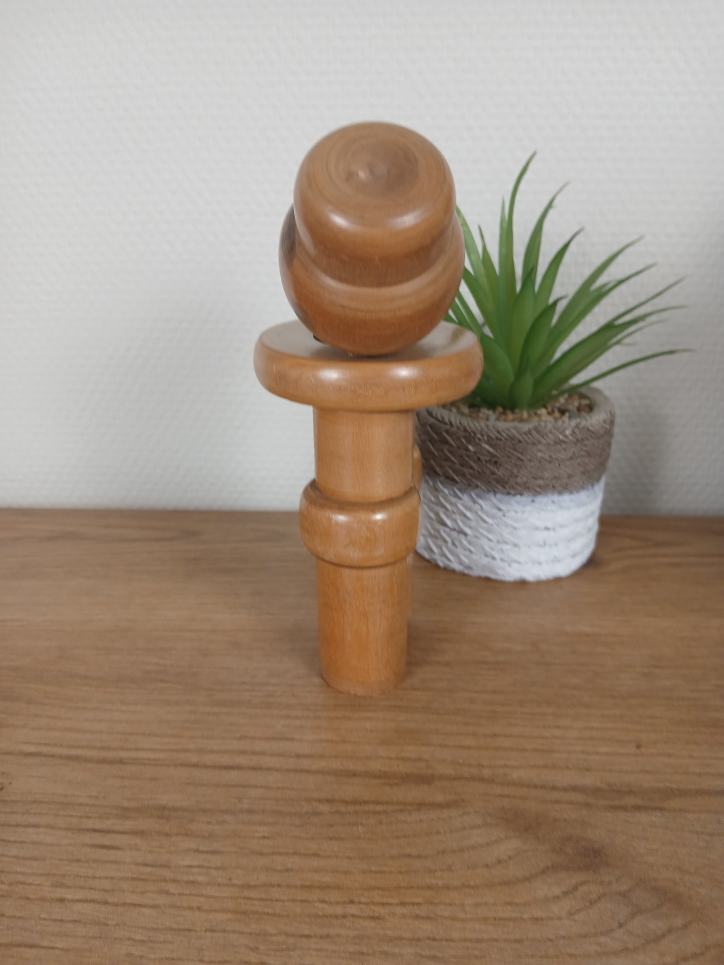 Vintage Sosaku Kokeshi made by Kishi Sadao (1932-1998)