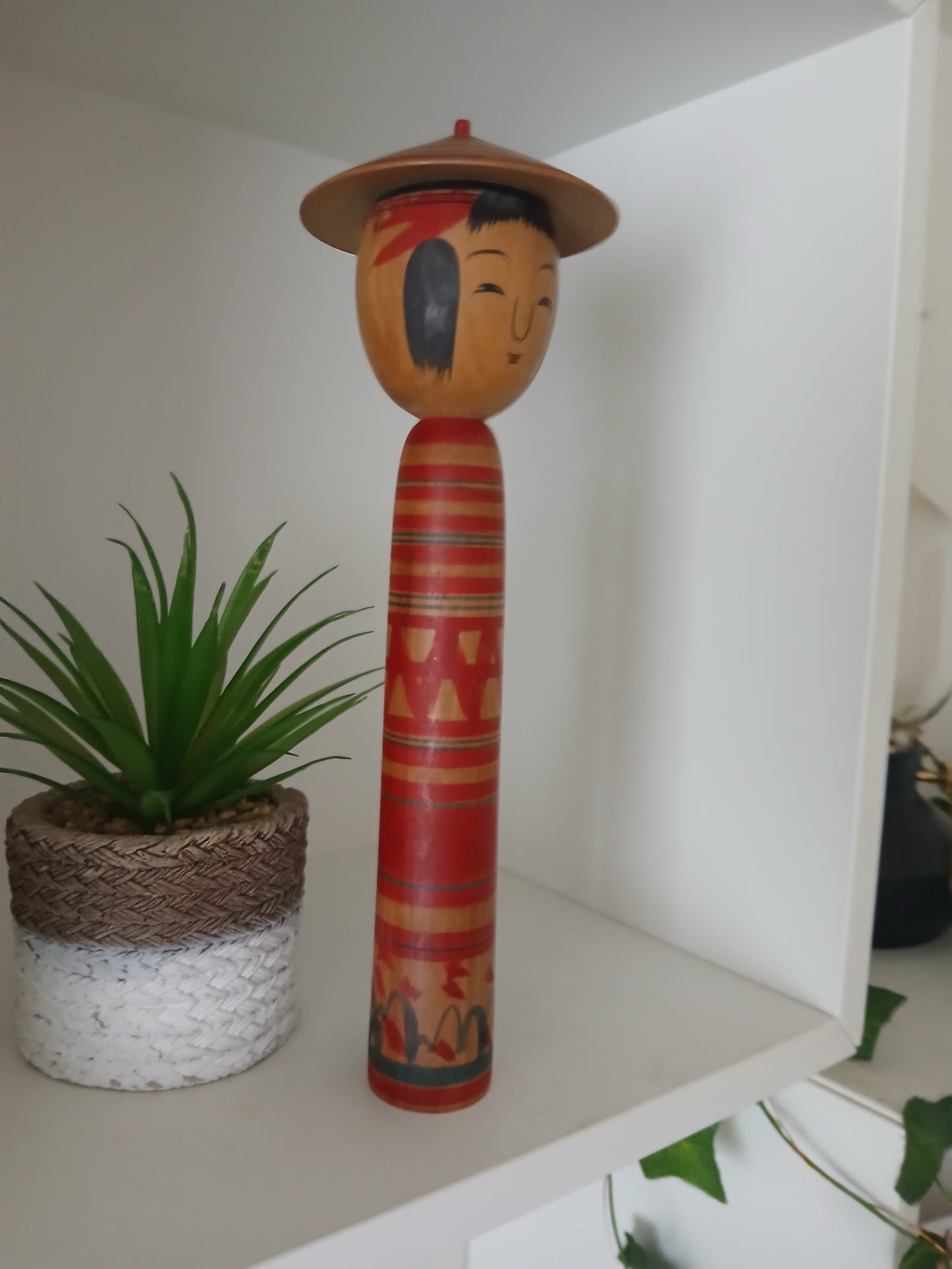 Vintage traditional Tsuchiyu kokeshi by Abe Katsuhide (1924-2000)