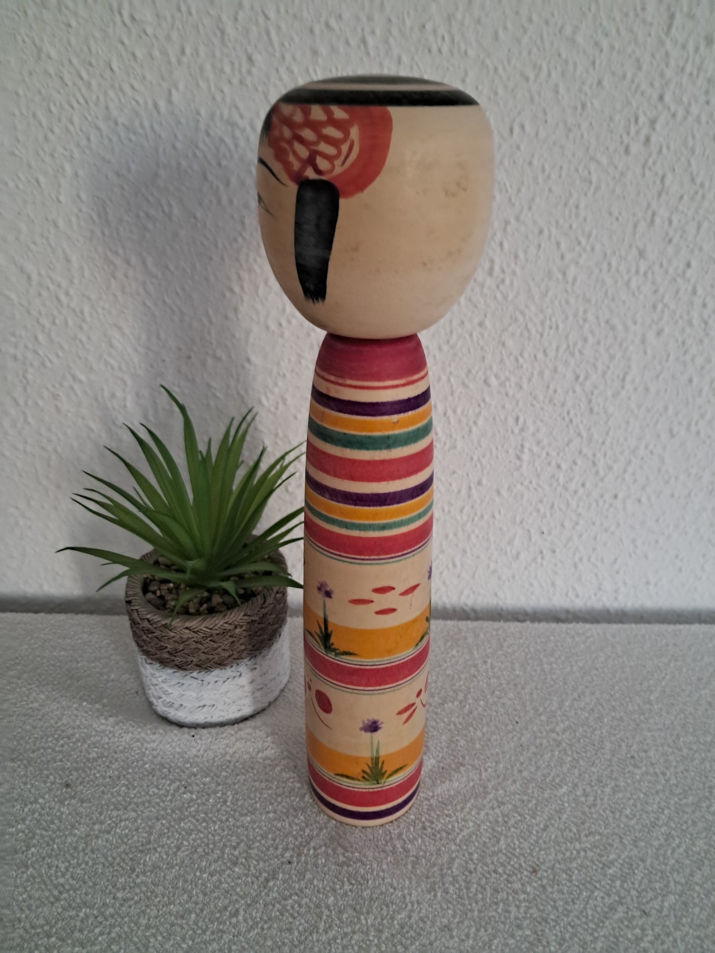 Vintage Traditional Tsuchiyu kokeshi by Abe Ichiro（1925-2000)