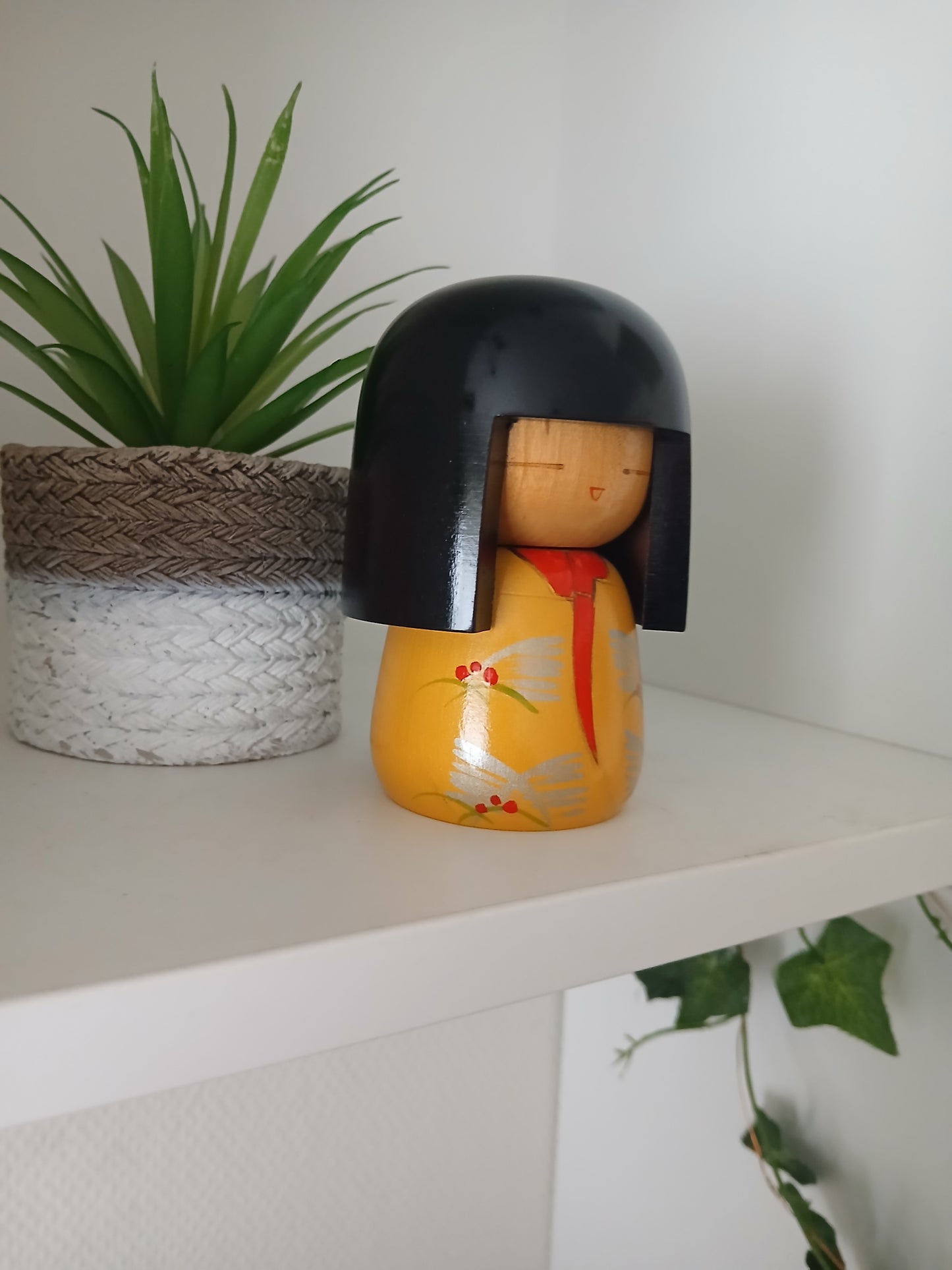 Vintage Gumma Kokeshi van Sumitani Kohji