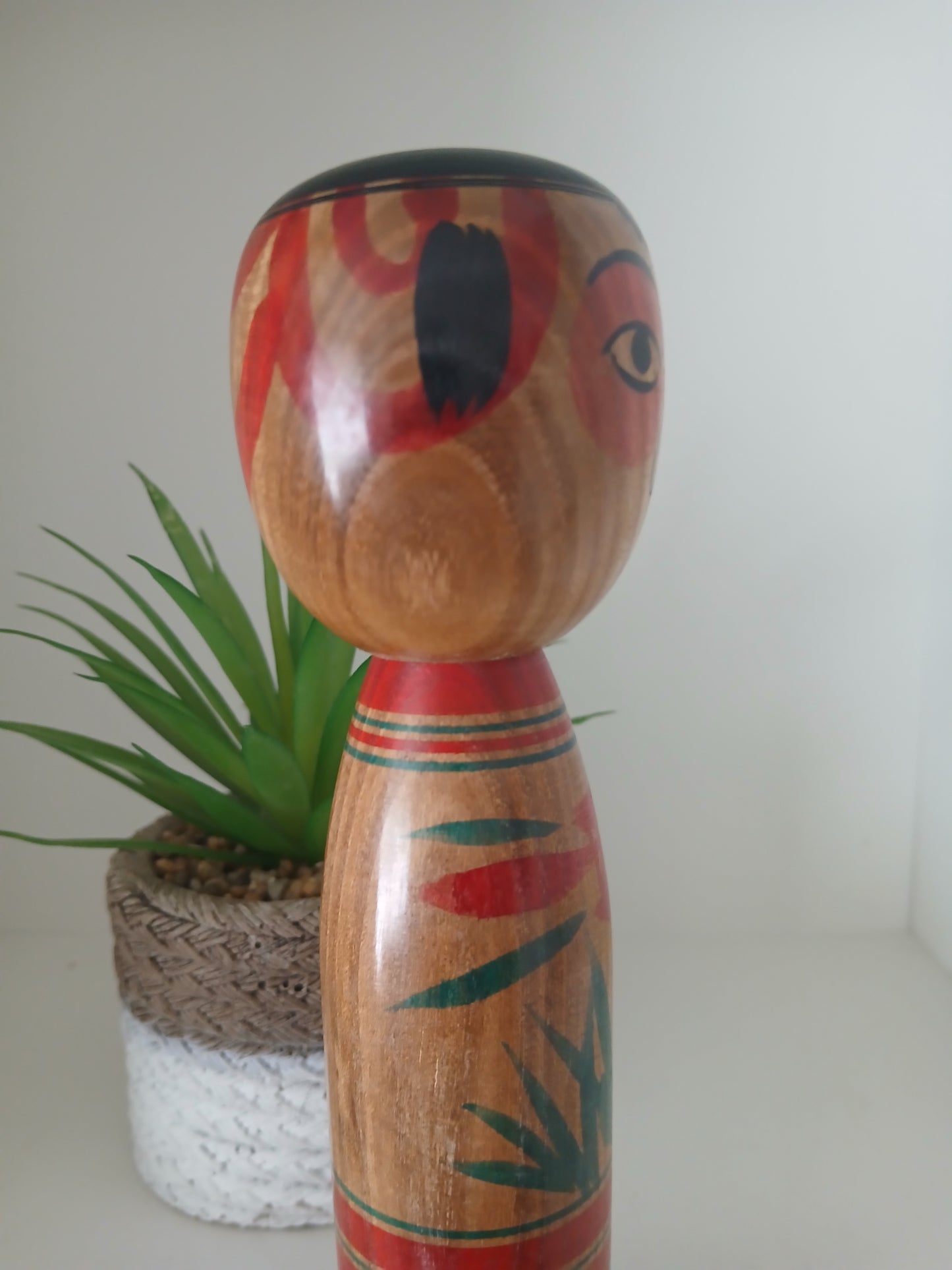 Vintage traditional Nakanosawa kokeshi
