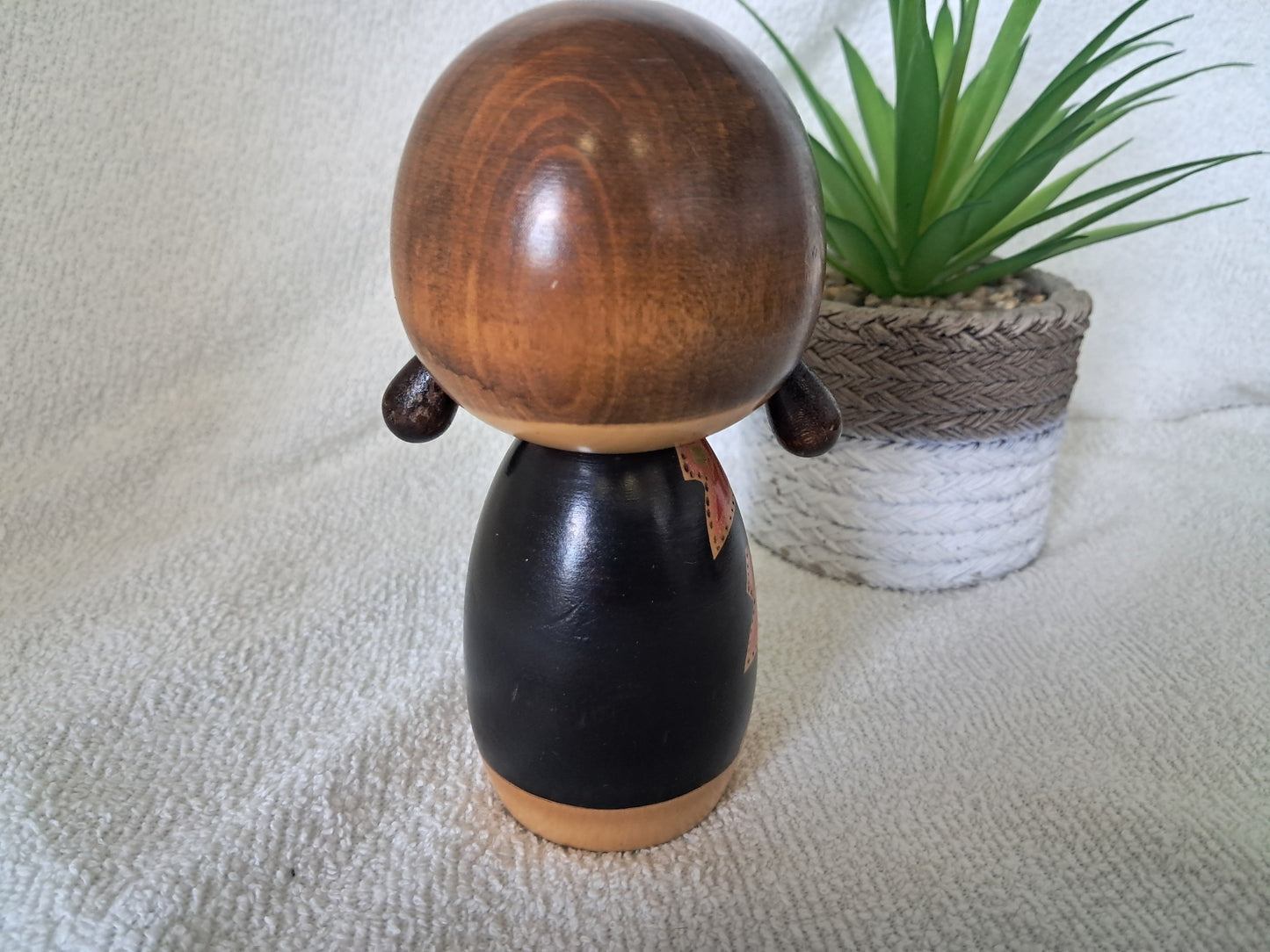 Vintage Sosaku kokeshi made by Kojo Tanaka - Made in 1982