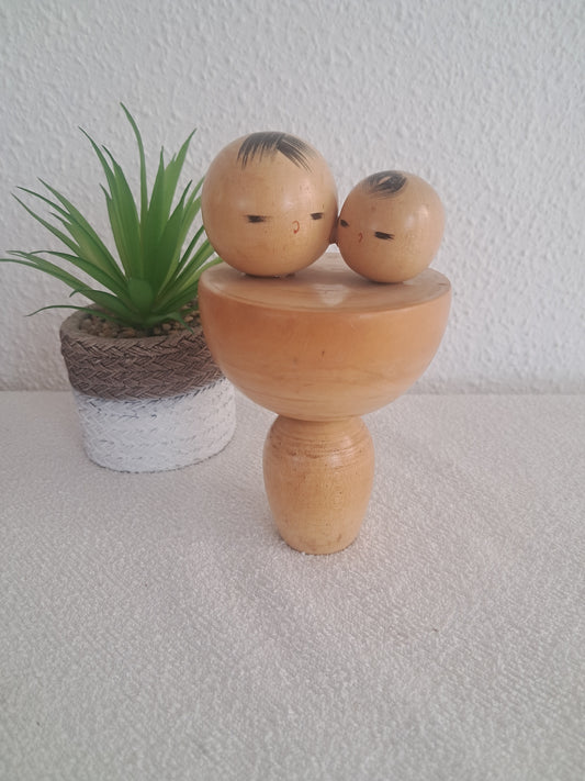 Vintage Sosaku kokeshi by Aida Harumine (Seihou)(1926-1998)