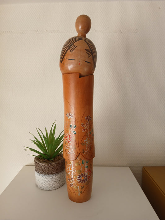 Rare Vintage Sosaku Kokeshi made by Sato Suigai (1920-)