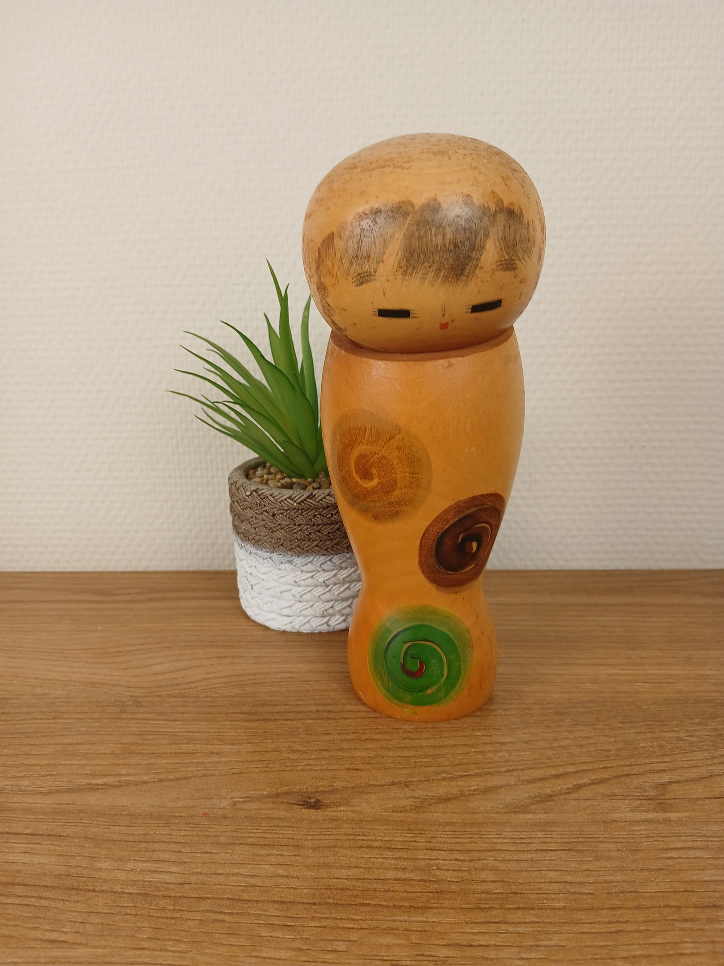 Vintage Sosaku kokeshi by Masao Watanabe (1917-2007)