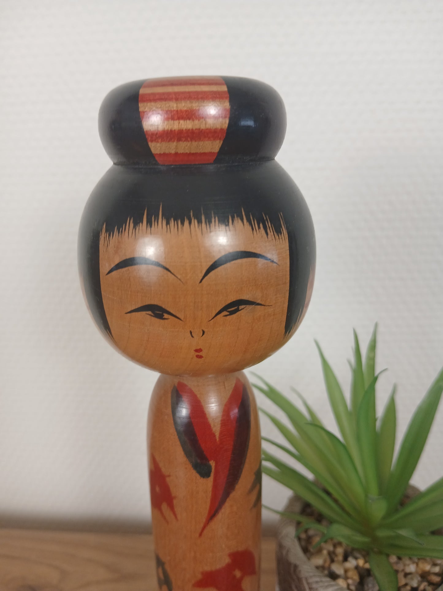 Vintage traditional Togatta kokeshi by Eitaro Sato (1939-)