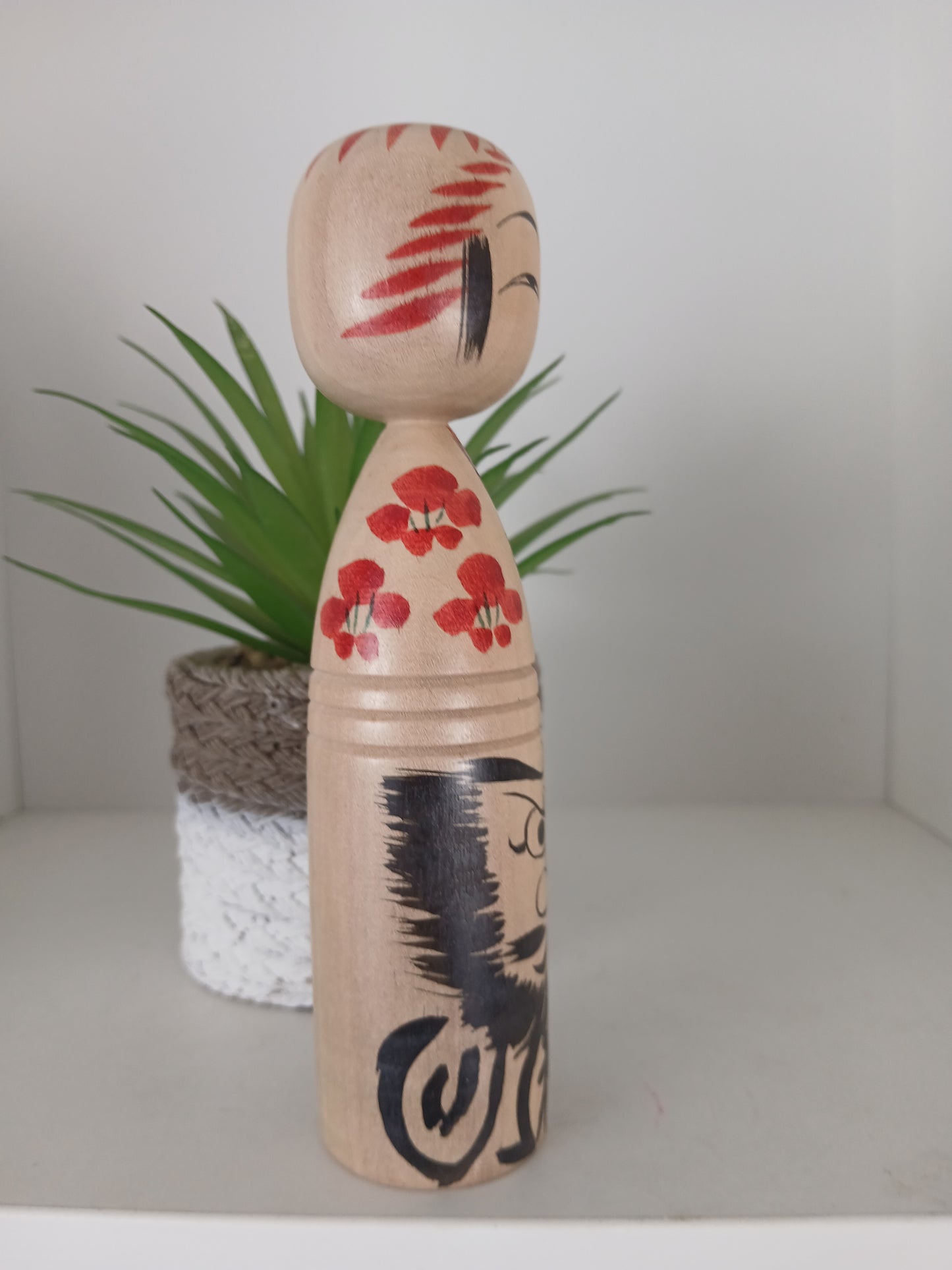 Vintage Togatta kokeshi by Sato Katsuhiro with Daruma - Dated 1992
