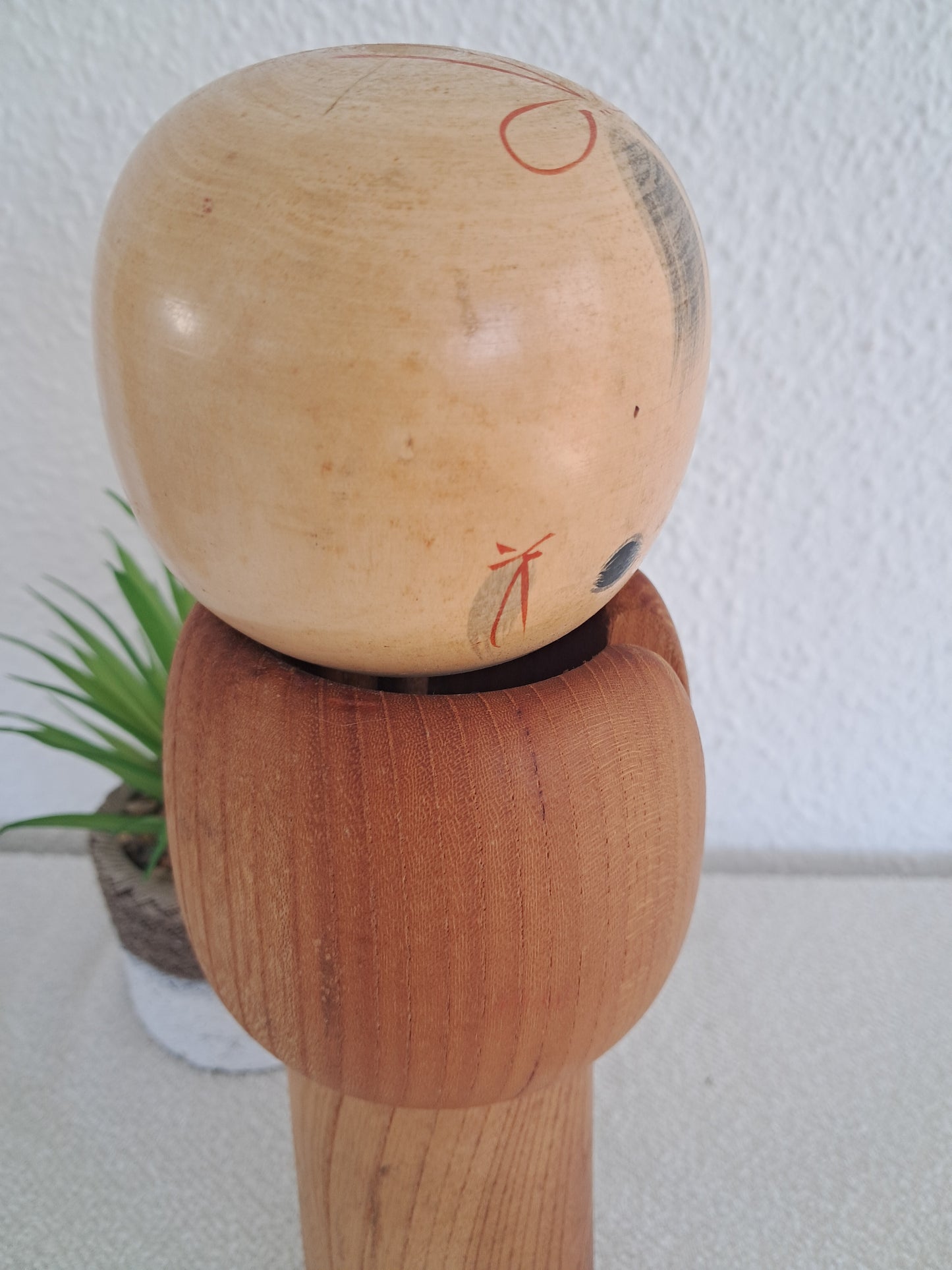 Rare Sosaku kokeshi by Aida Seihou (1926-1998)