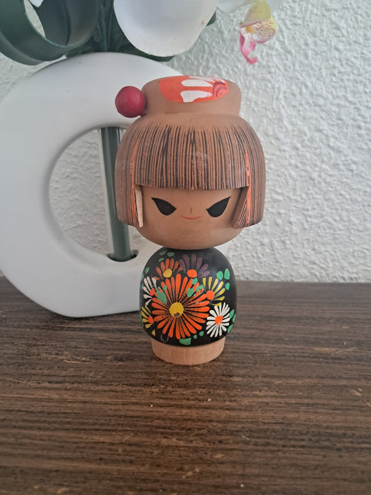 Vintage Sosaku kokeshi by Chie Tanaka