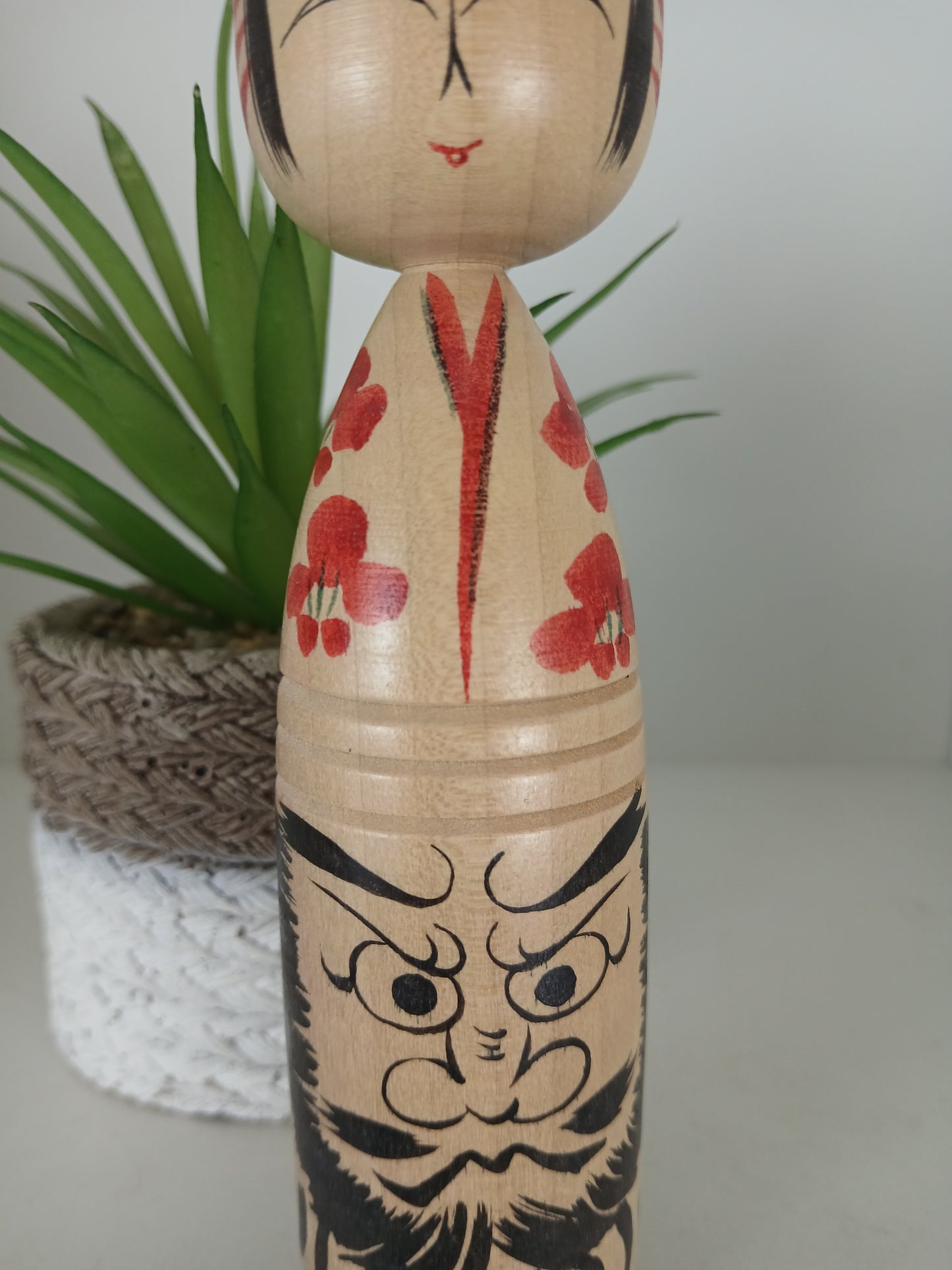 Vintage Togatta kokeshi by Sato Katsuhiro with Daruma - Dated 1992