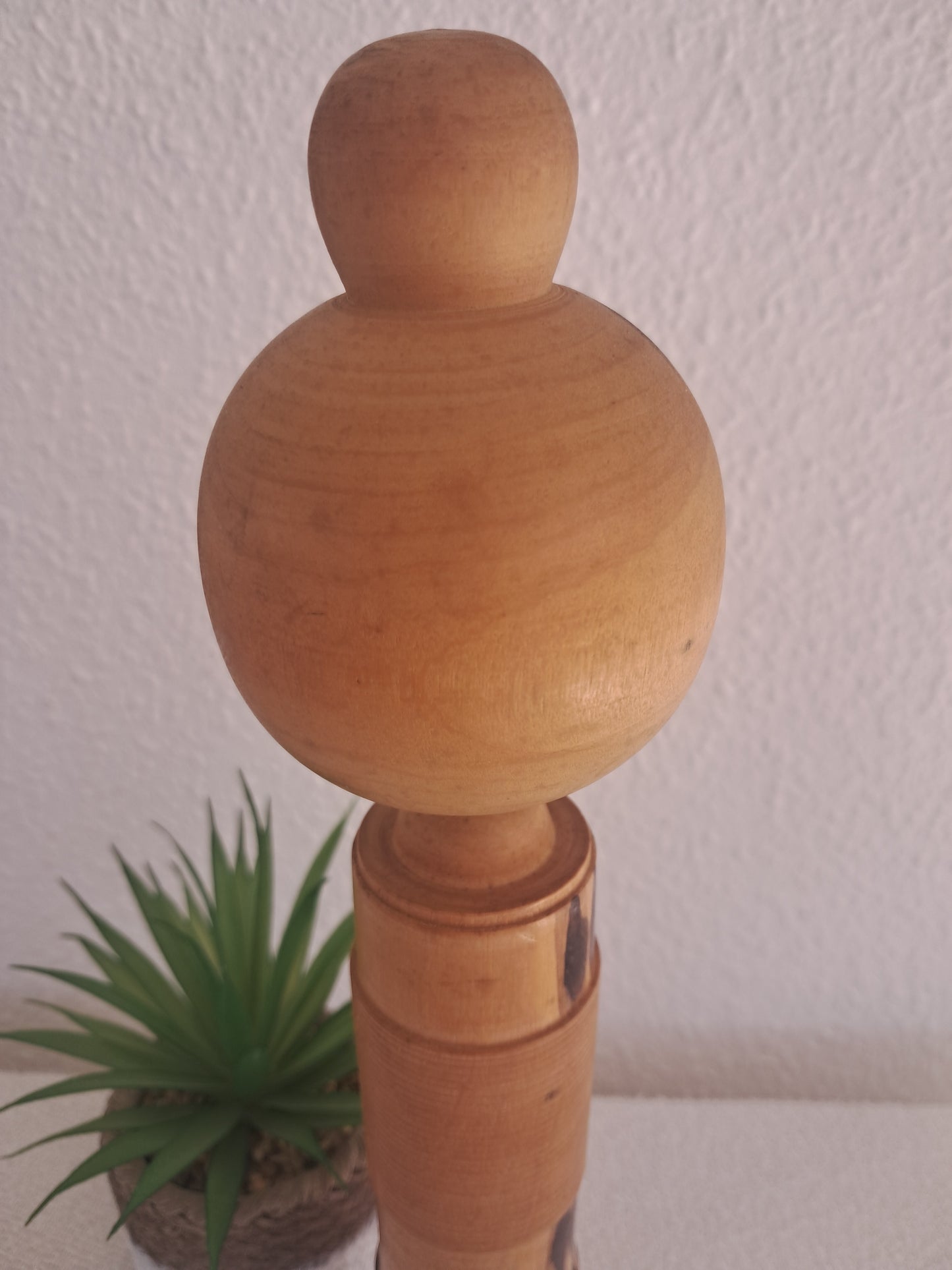 Vintage elegant Sosaku Kokeshi By Sato Suigai (1920- )