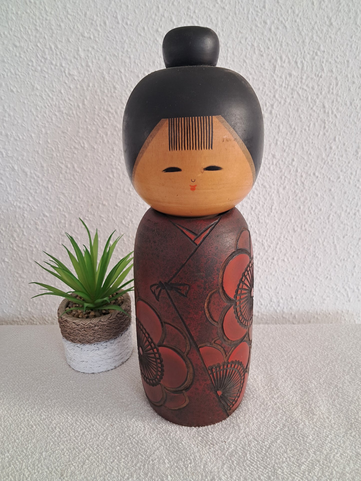 Big and chunky Sosaku kokeshi by Sato koson