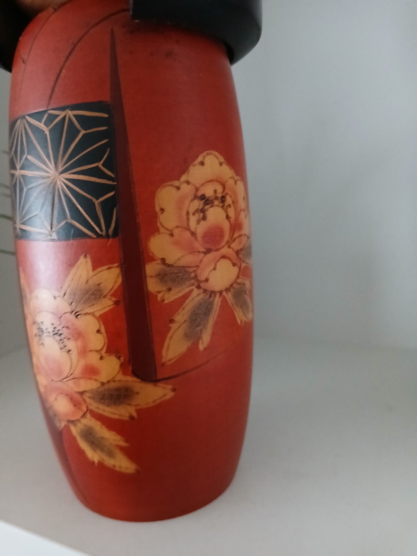 Vintage Sosaku Kokeshi made by Sato Suigai (1920-)