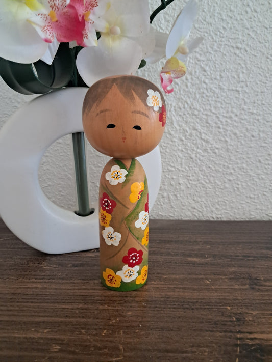 Lovely Sosaku kokeshi by Tatsuro Takahashi