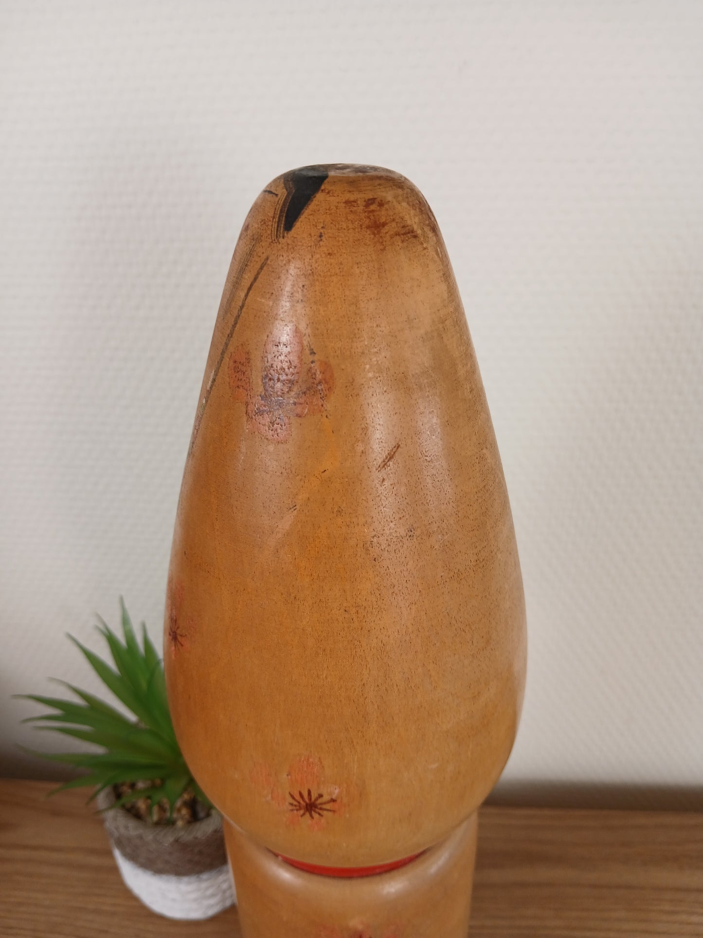 Vintage rare Sosaku Kokeshi made by Hajime Takahashi (1918-2002)