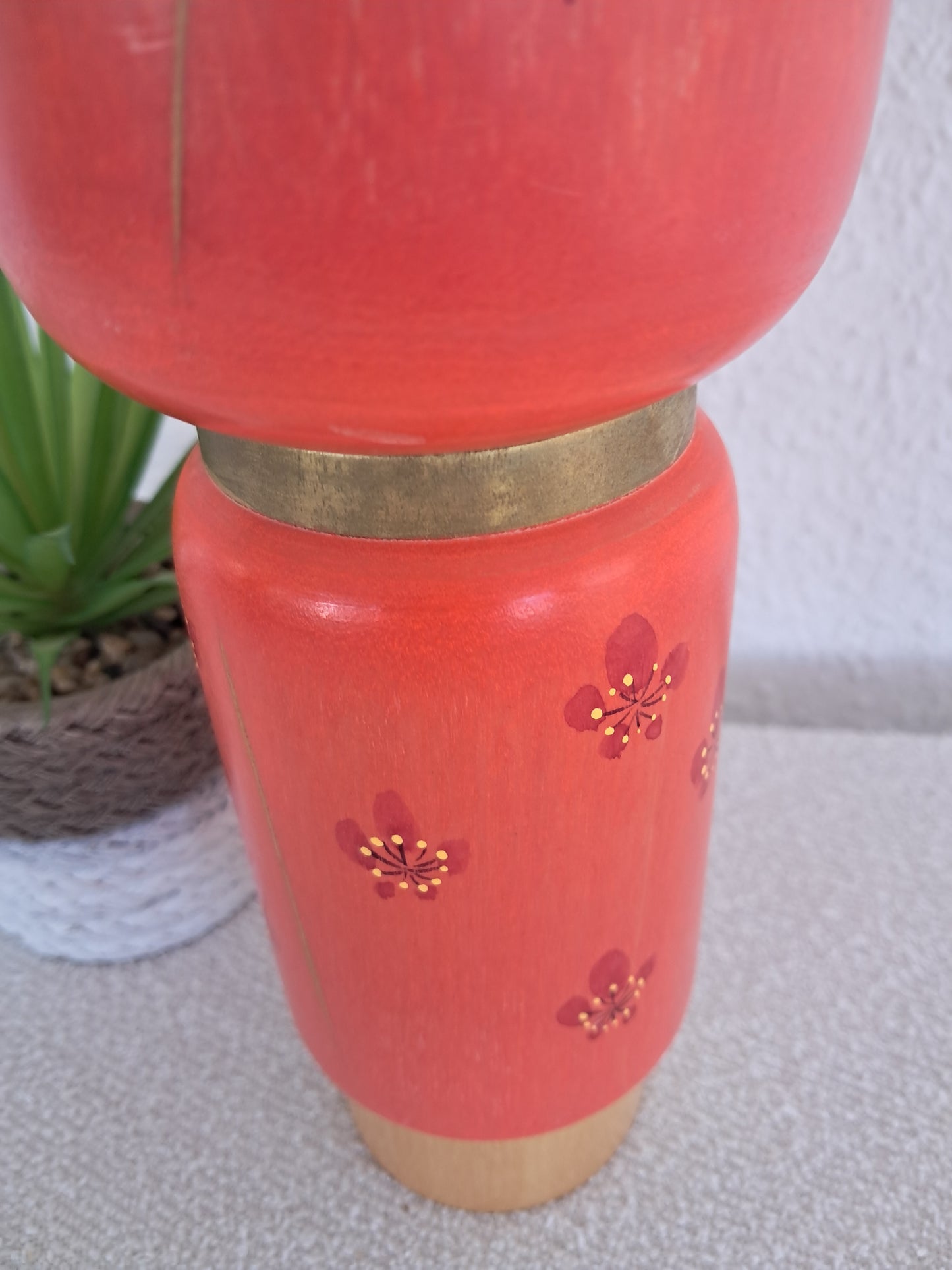 Vintage rare Sosaku Kokeshi made by Hajime Takahashi (1918-2002)