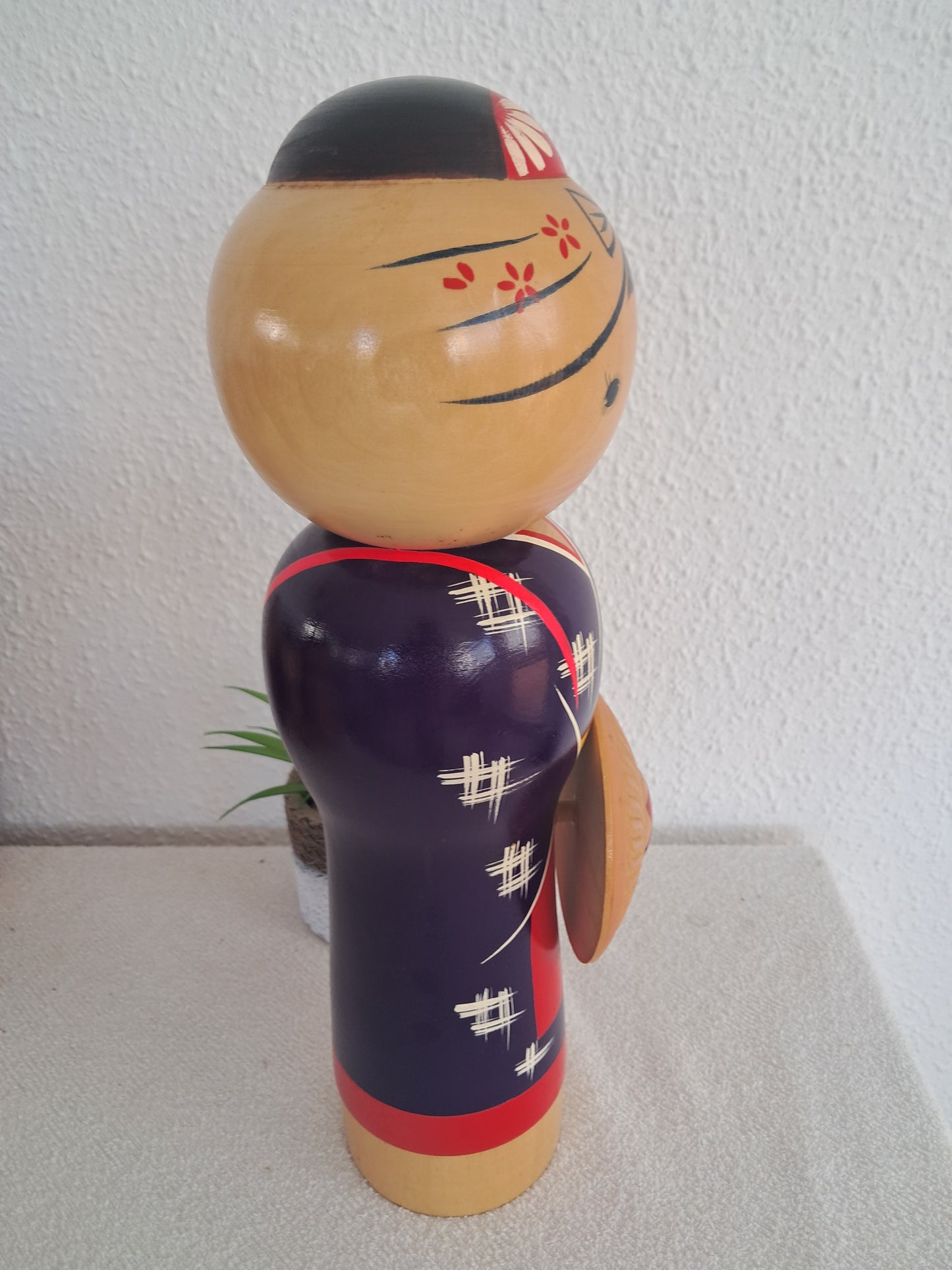 Rare exclusive creative kokeshi by Kishi Sadao (1932-1998) - XL 36cm