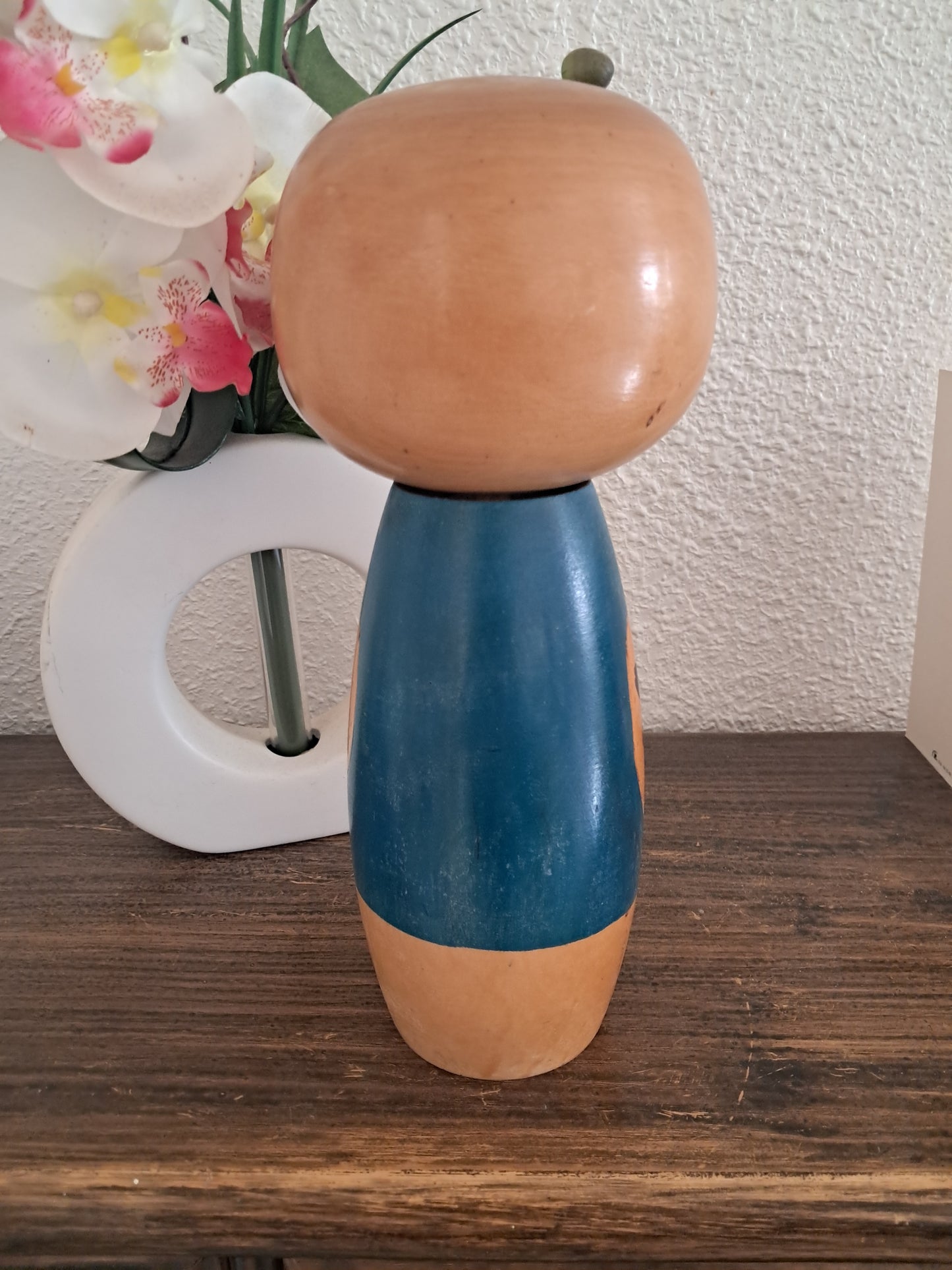 Big chunky vintage Sosaku kokeshi by Mitsuo