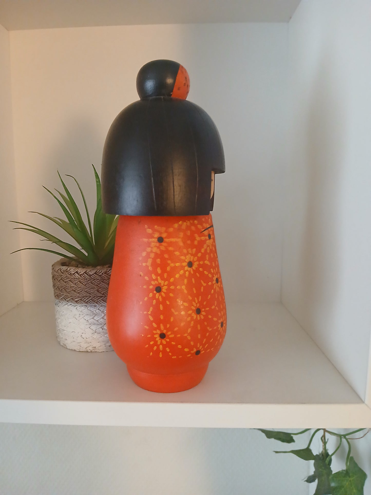 Vintage Gumma kokeshi made by Kazuo Takamizawa (1927-)