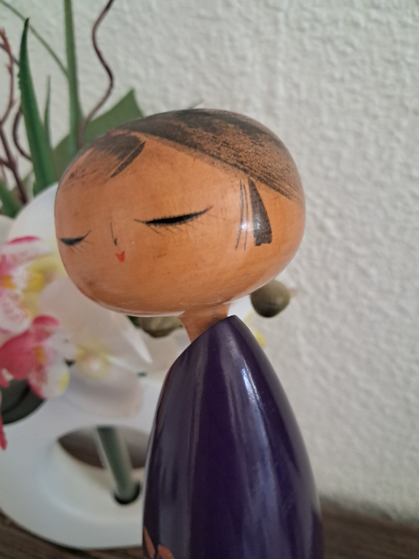 Vintage Sosaku kokeshi by Sato Suigai (1920-)