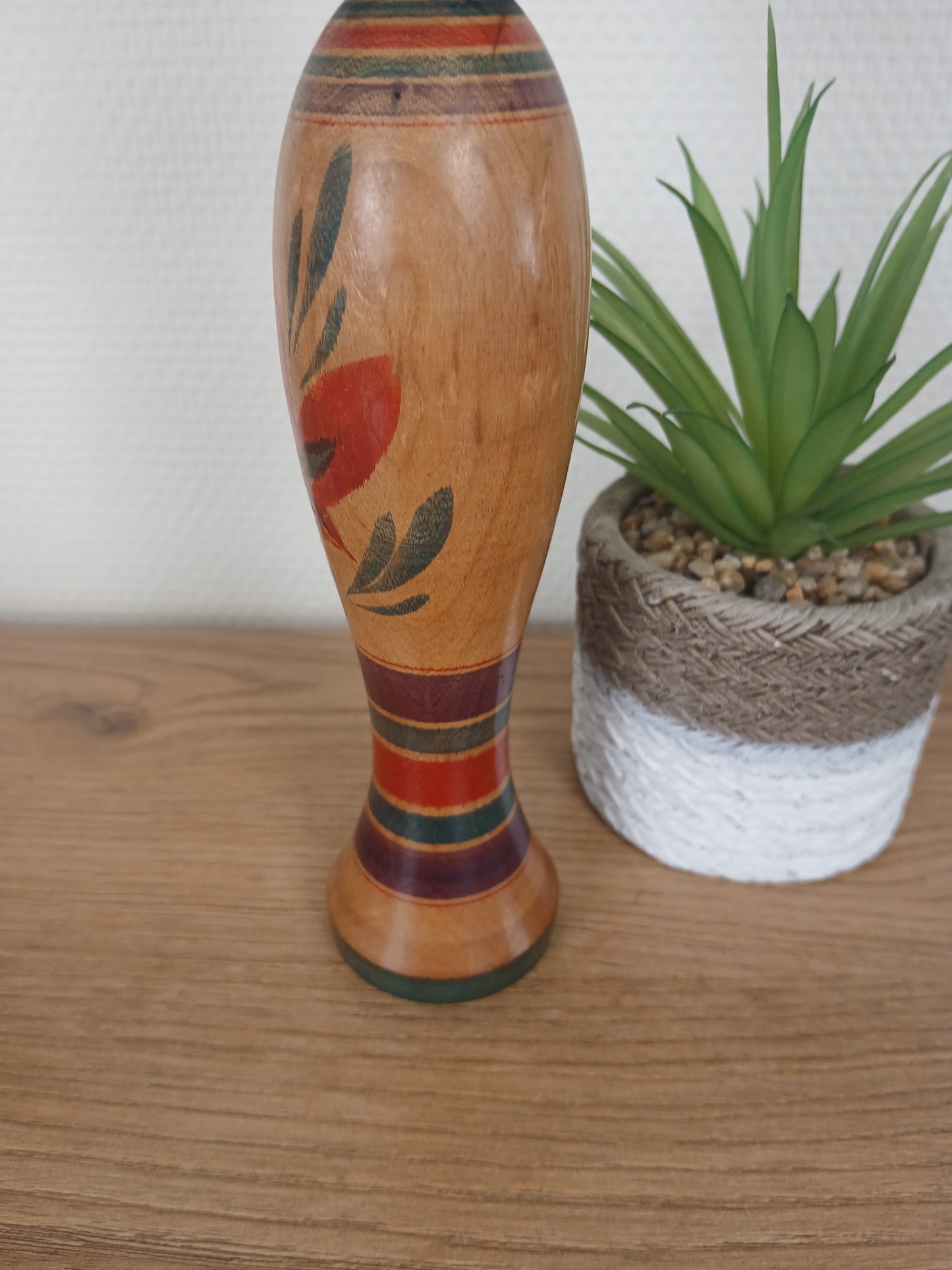 Vintage traditional Togatta kokeshi by Eitaro Sato (1939-)