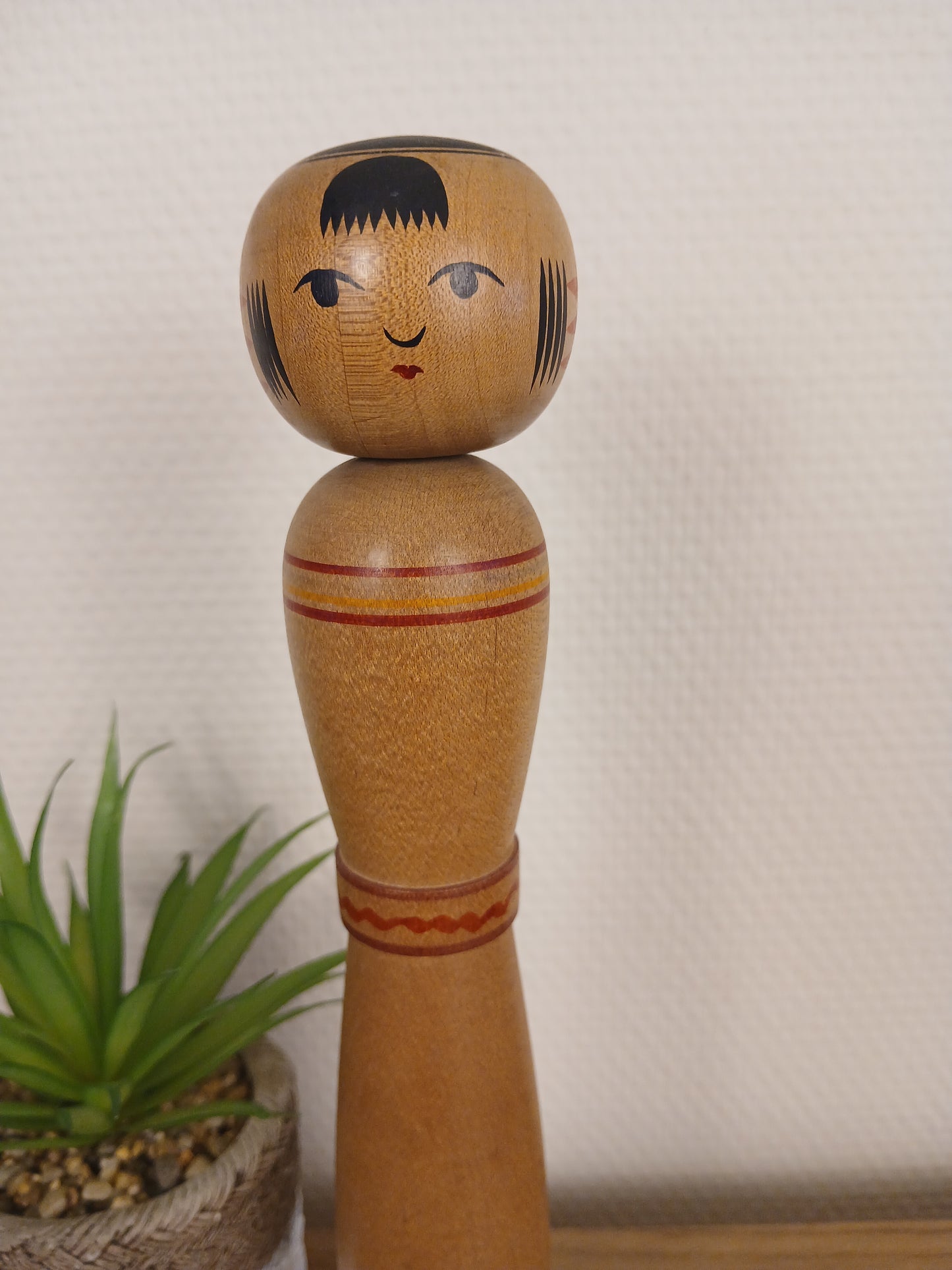 Vintage traditional Nanbu kokeshi by Mori