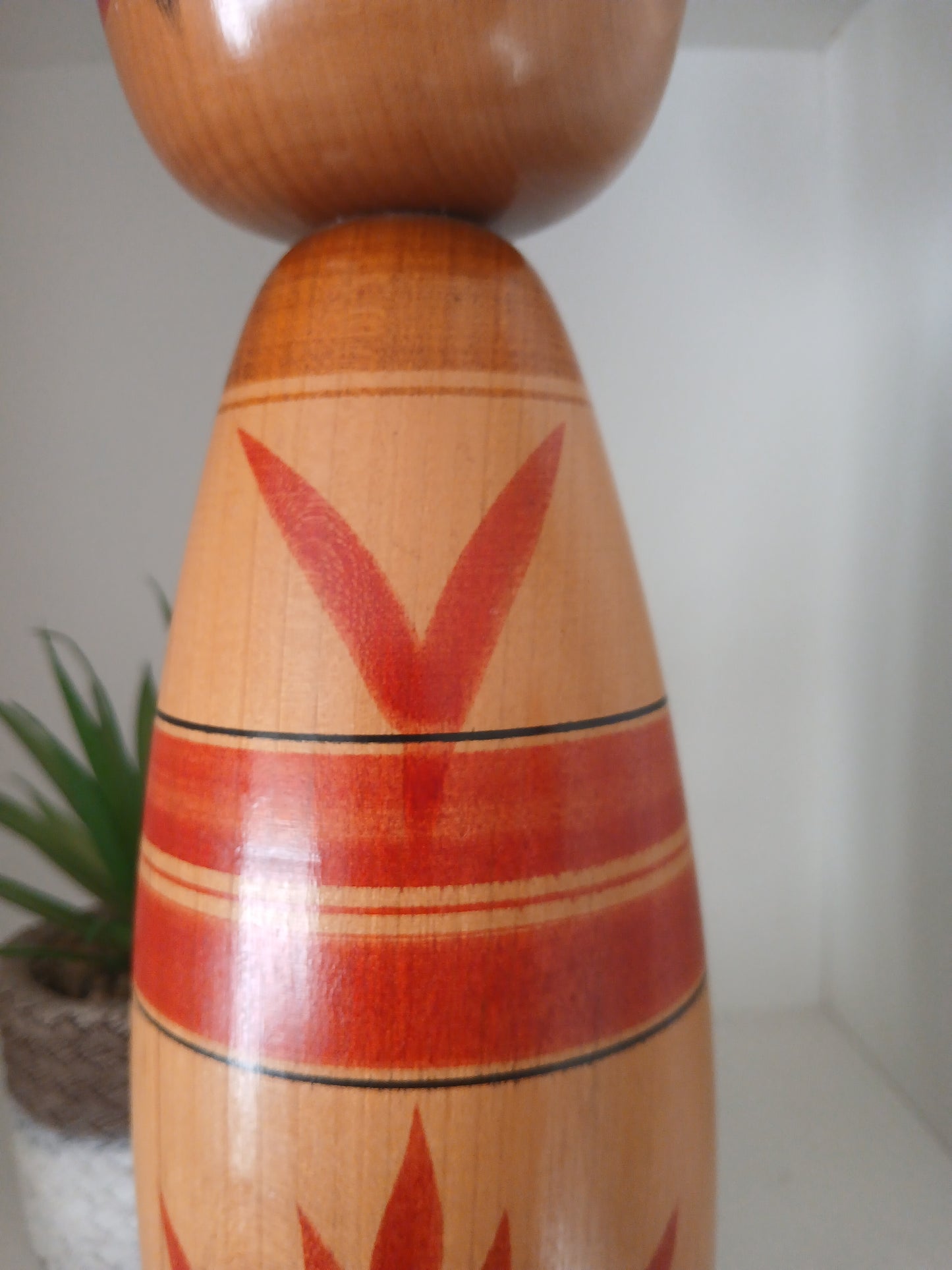 Vintage traditional Togatta kokeshi by Yasuo Maehara