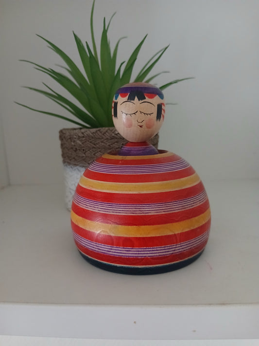 Vintage Ejiko kokeshi by Kamata Bunichi