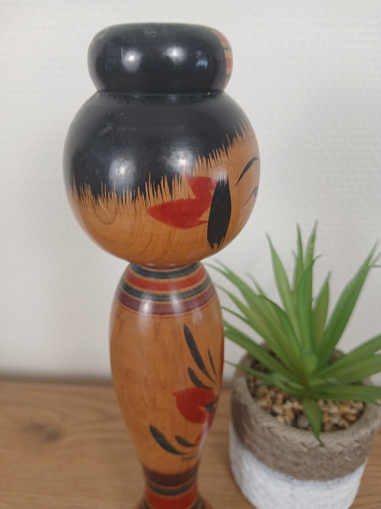 Vintage traditional Togatta kokeshi by Eitaro Sato (1939-)