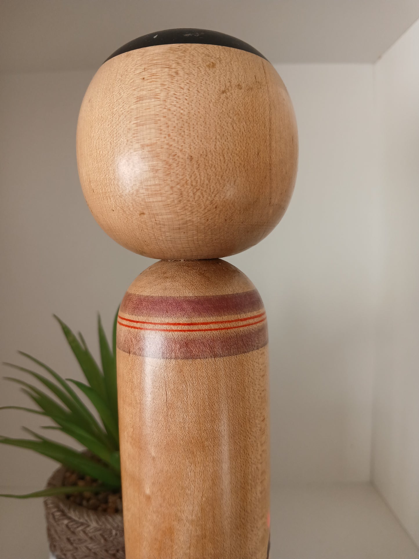 Vintage Shingata kokeshi with Wisteria design