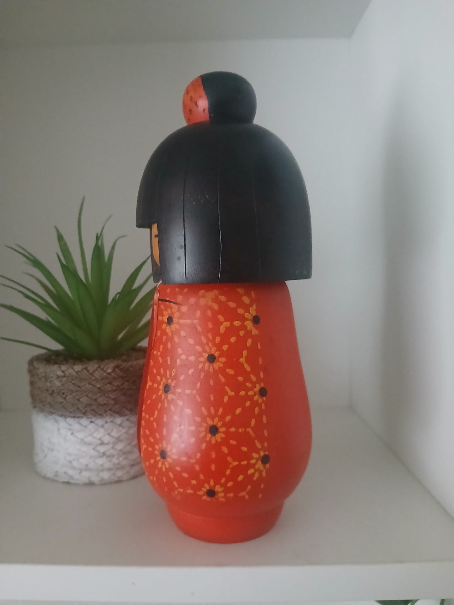 Vintage Gumma kokeshi made by Kazuo Takamizawa (1927-)