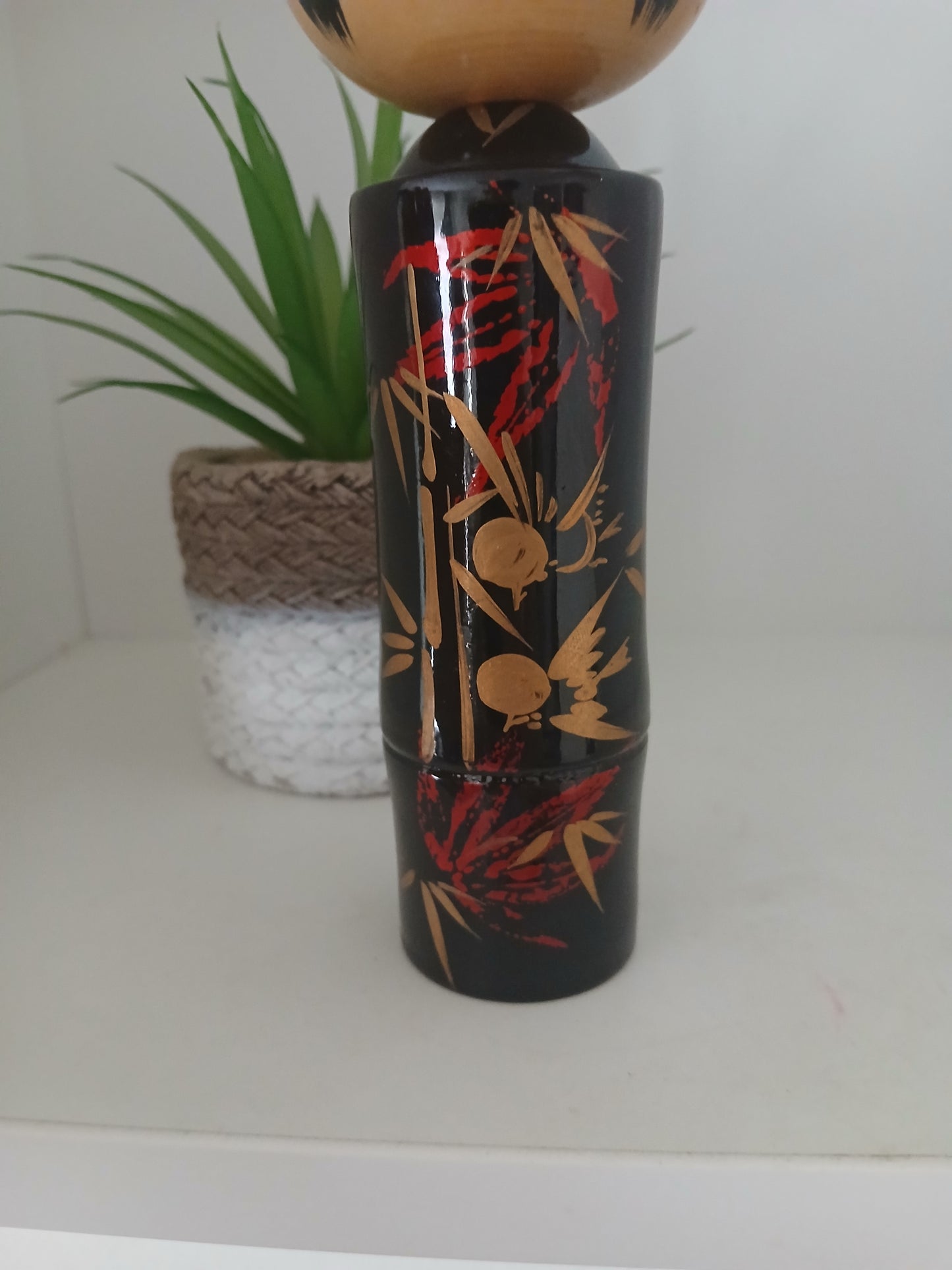 Lovely vintage black lacquer kokeshi by Takahashi Tatsuro