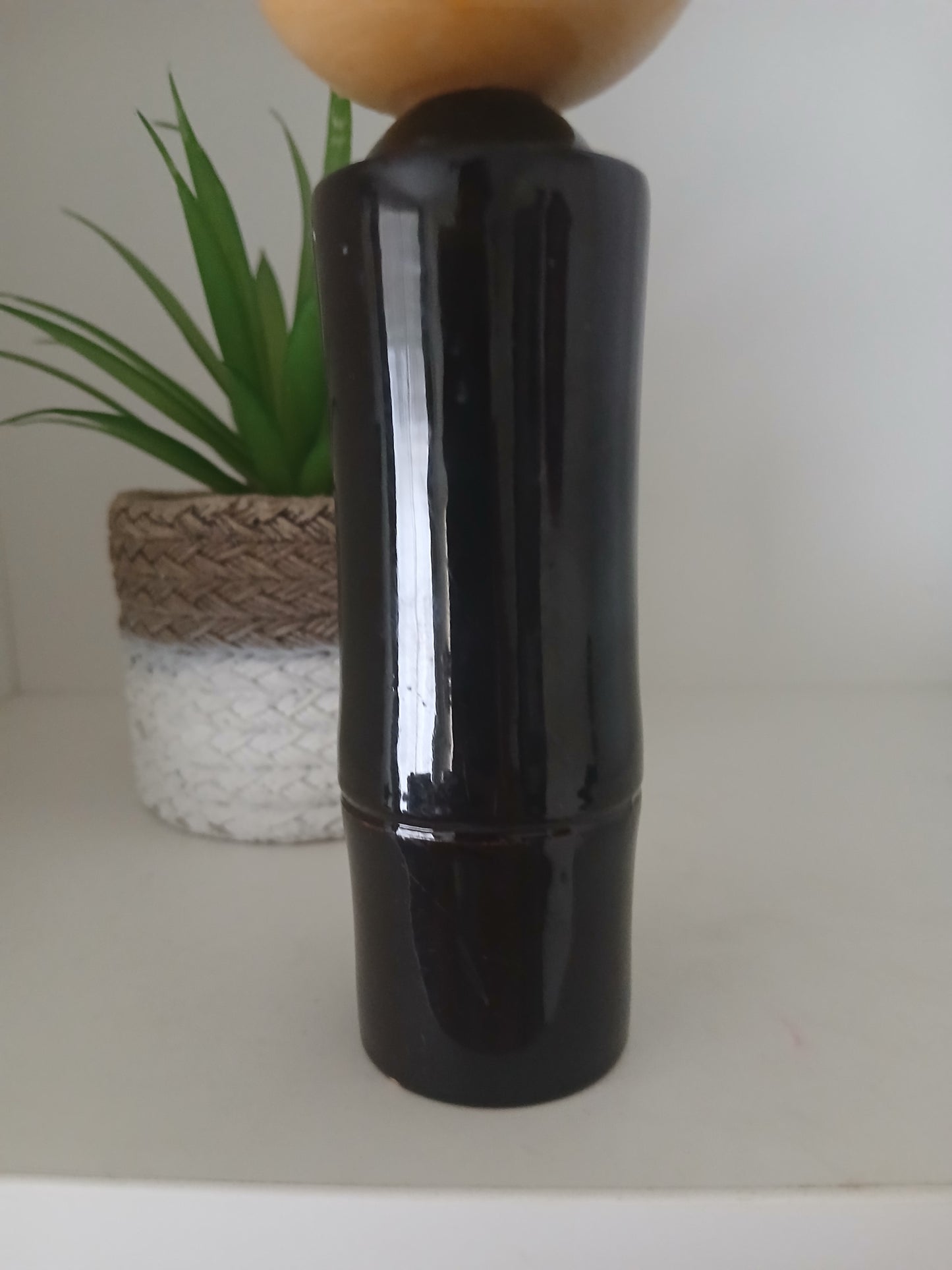 Lovely vintage black lacquer kokeshi by Takahashi Tatsuro