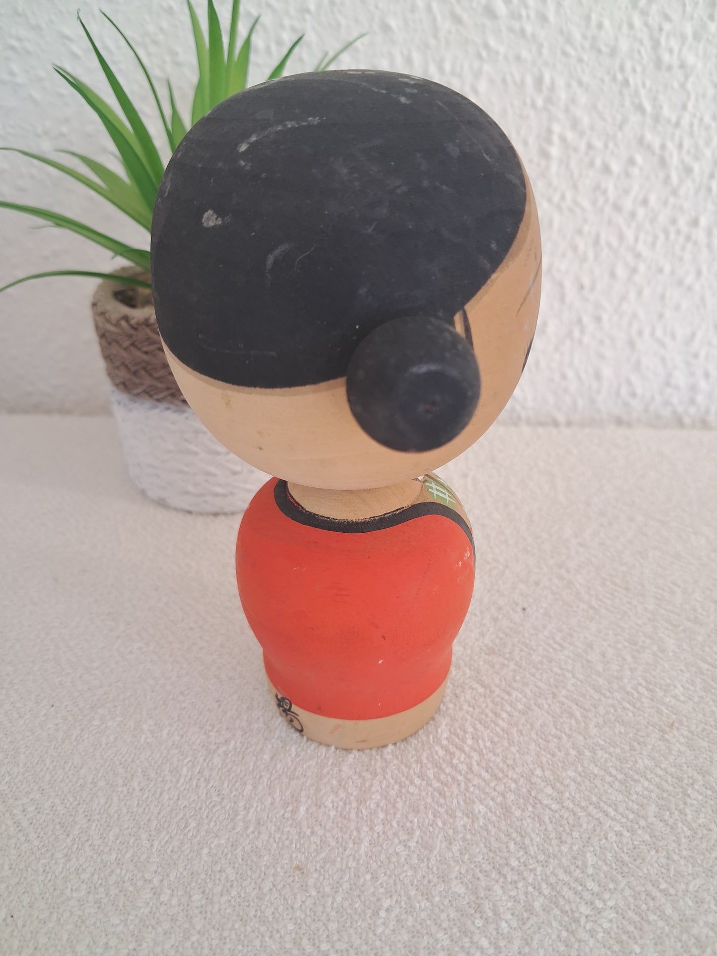 Vintage cute Sosaku kokeshi by Fujikawa Shoei