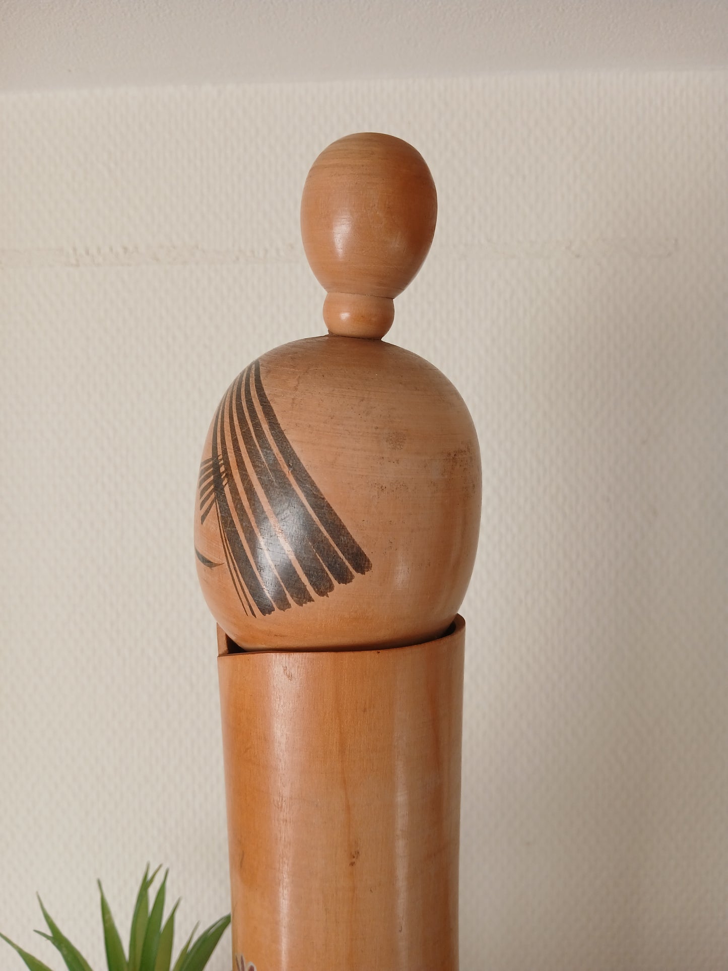 Rare Vintage Sosaku Kokeshi made by Sato Suigai (1920-)
