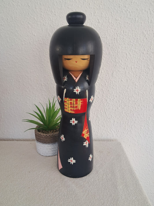 Rare Exclusive creative kokeshi by Kishi Sadao (1932-1998) XL 37cm