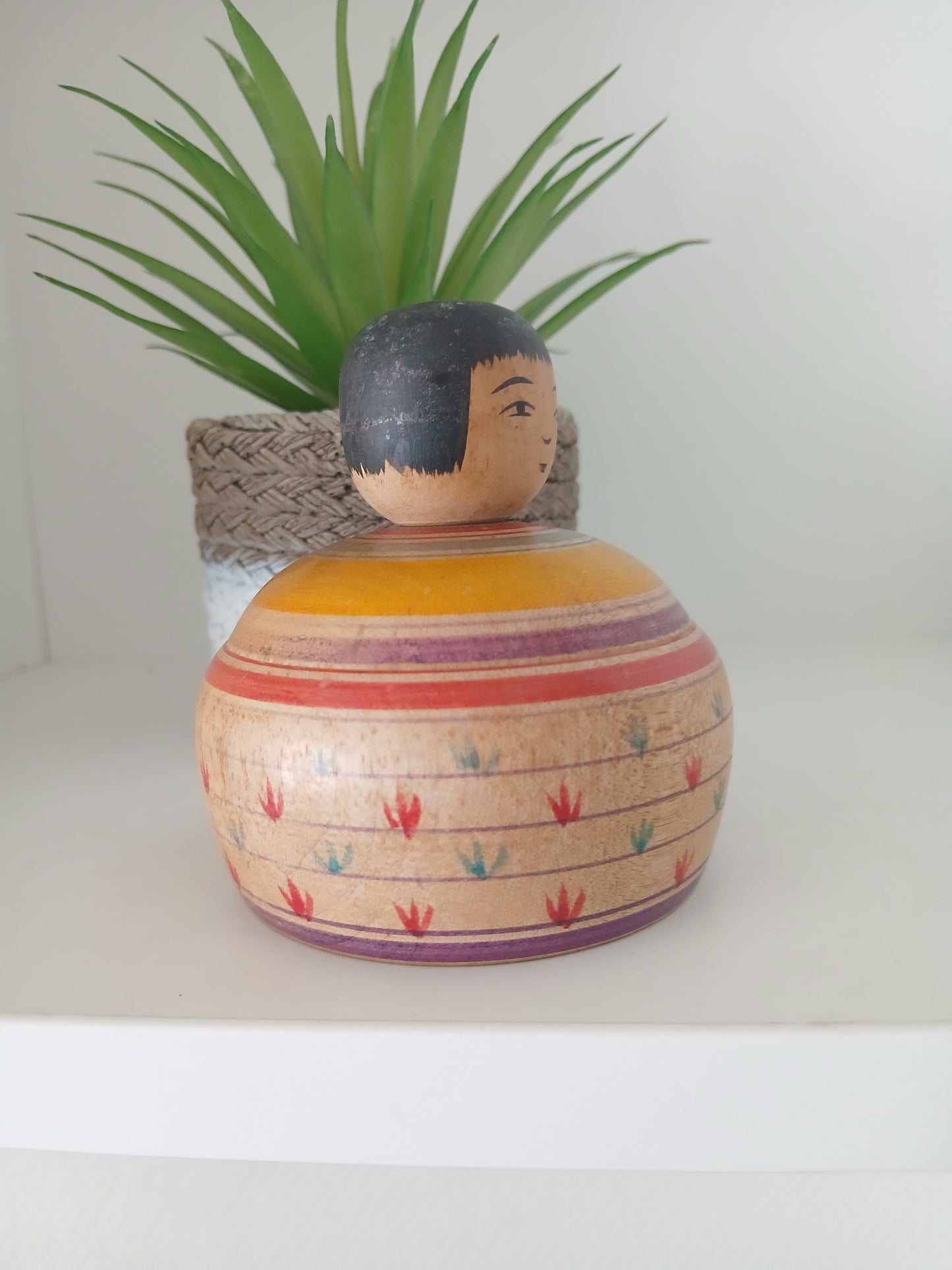 Vintage Ejiko kokeshi from the Tsugaru strain
