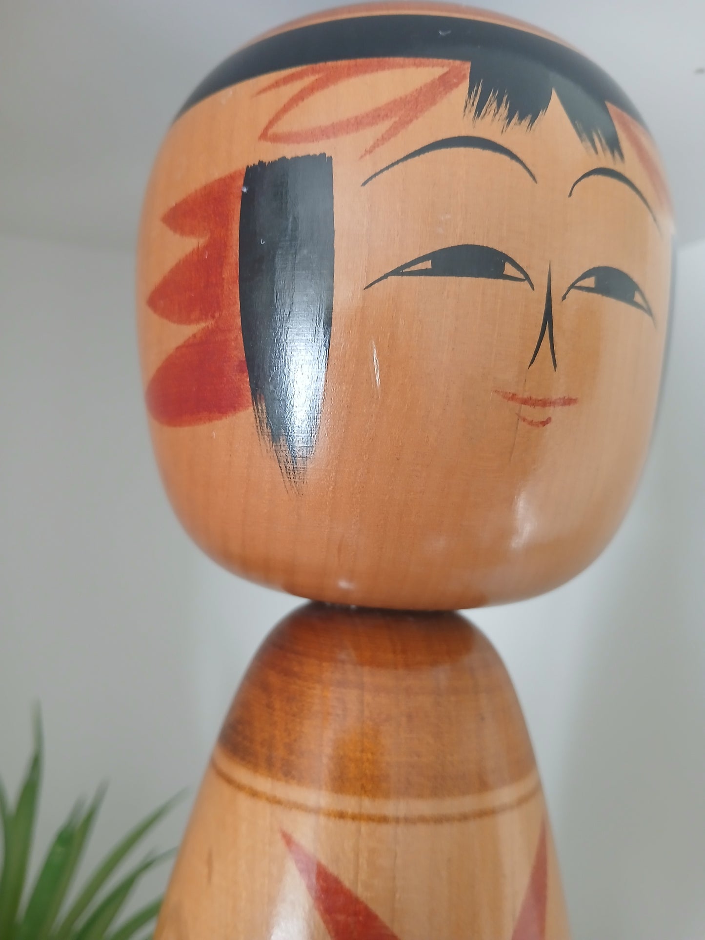 Vintage traditional Togatta kokeshi by Yasuo Maehara