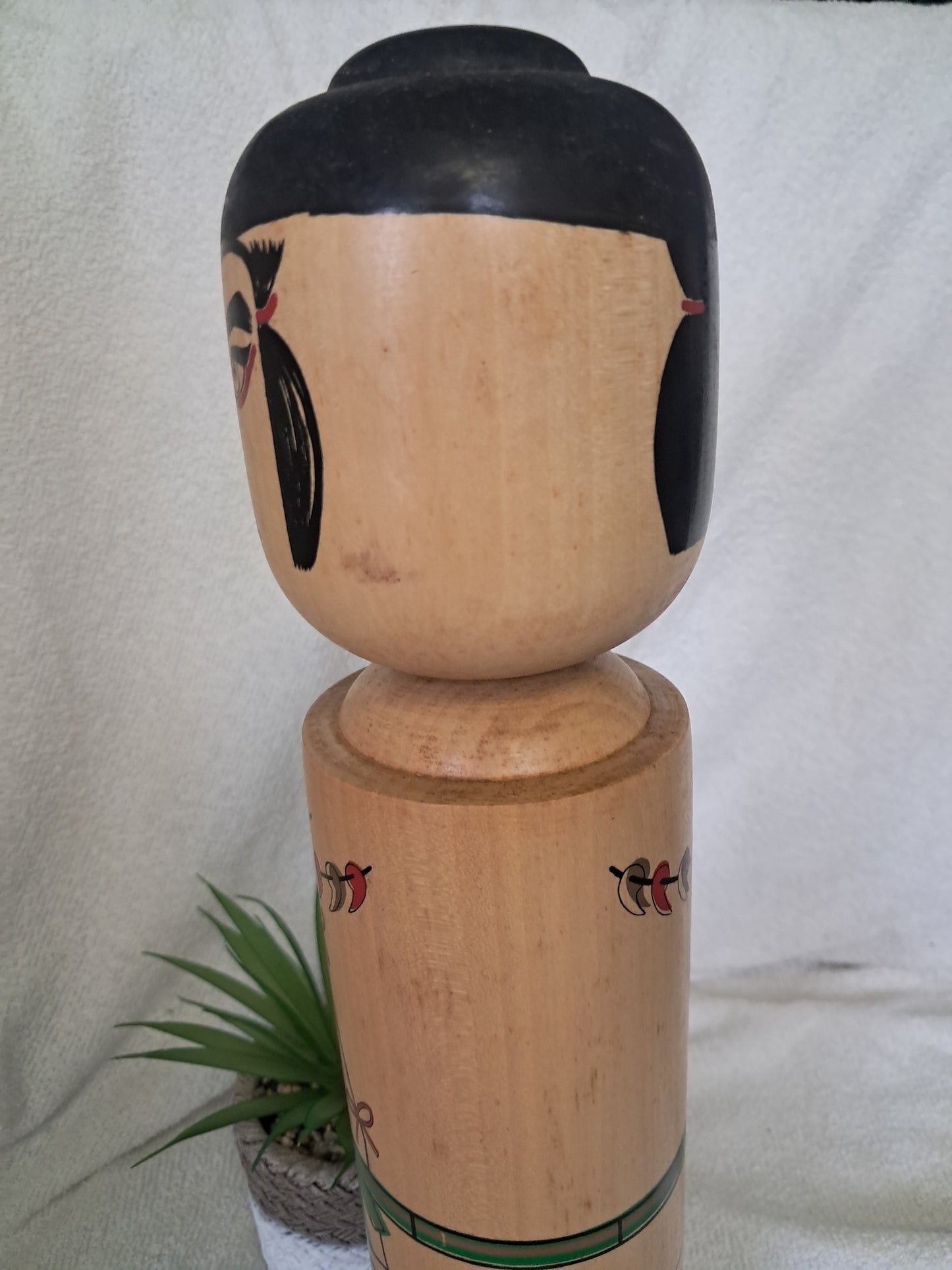 Amazing vintage traditional kokeshi