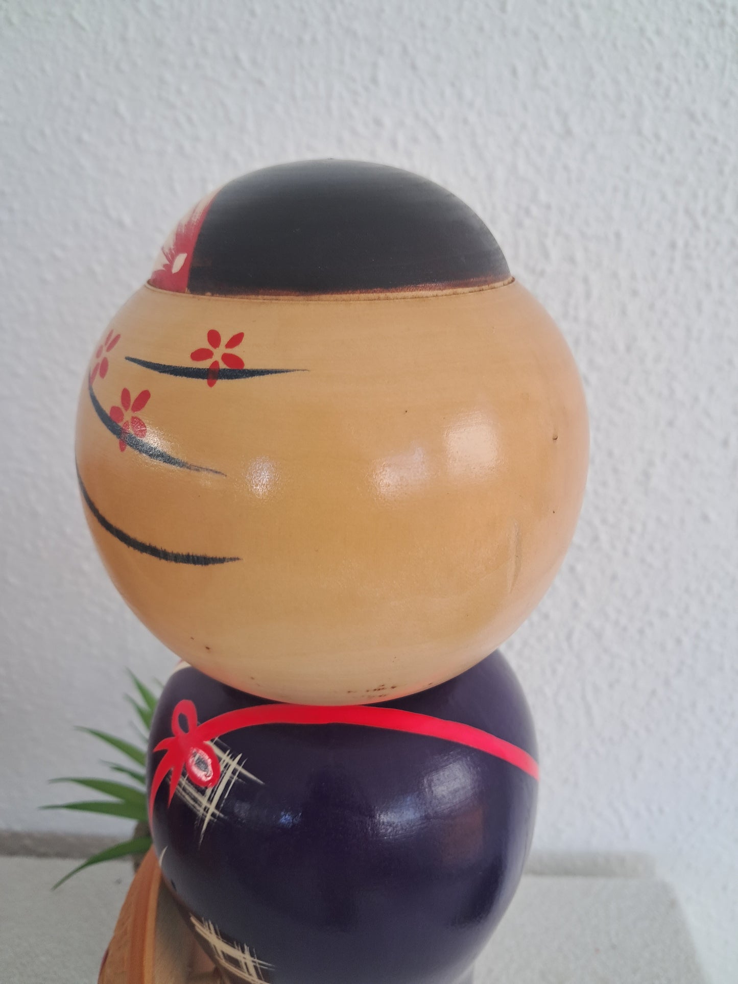 Rare exclusive creative kokeshi by Kishi Sadao (1932-1998) - XL 36cm