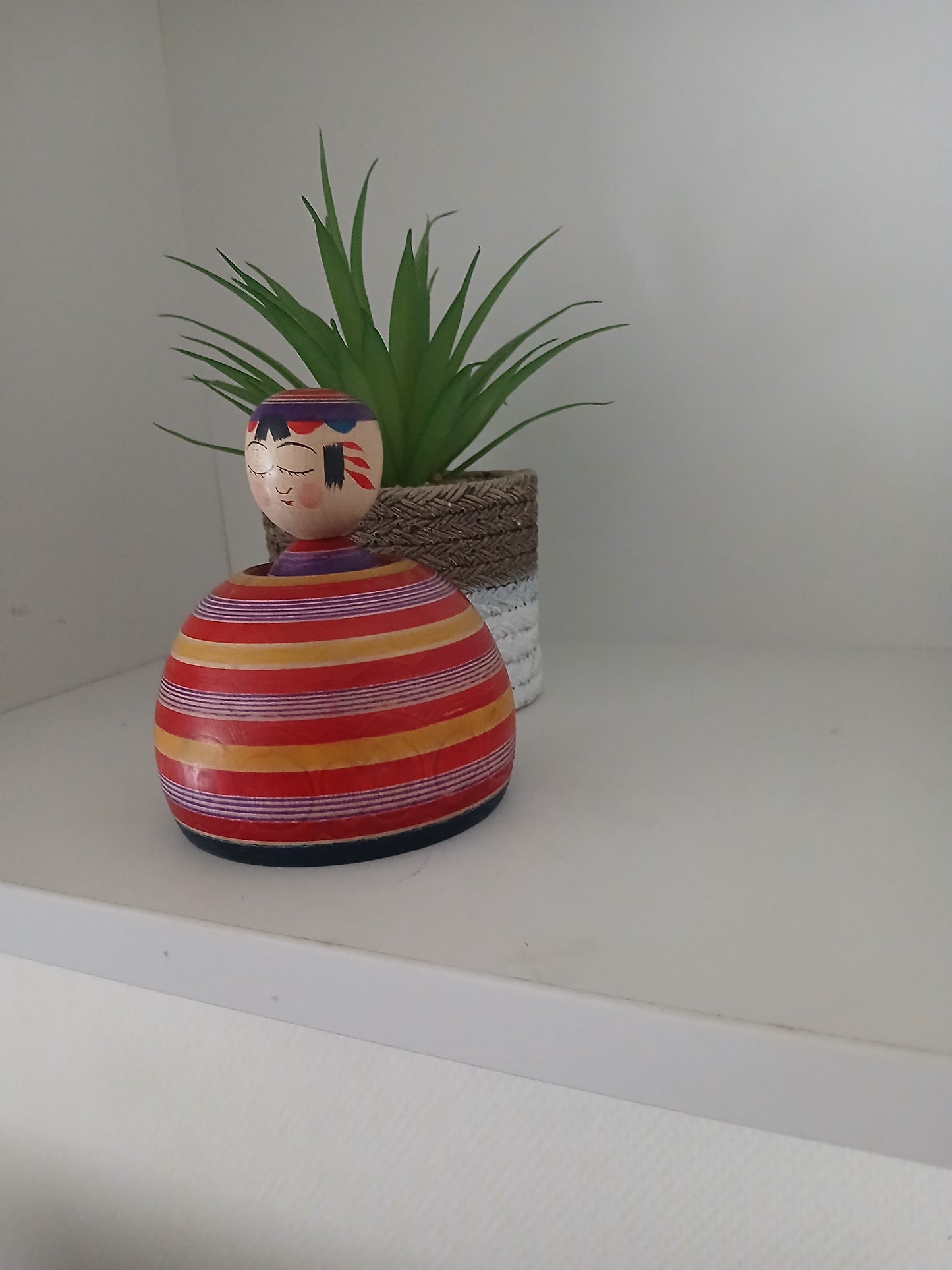 Vintage Ejiko kokeshi by Kamata Bunichi