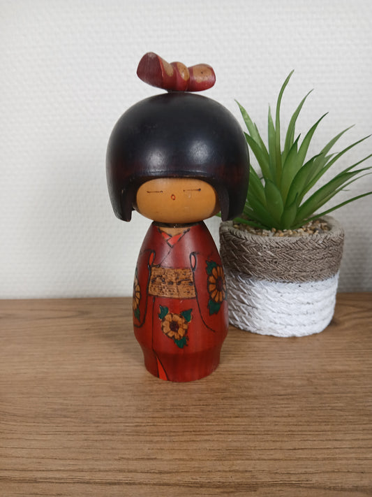 Vintage Sosaku kokeshi made by Masayoshi Yamagishi