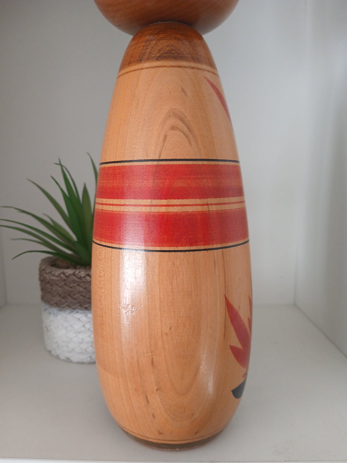 Vintage traditional Togatta kokeshi by Yasuo Maehara
